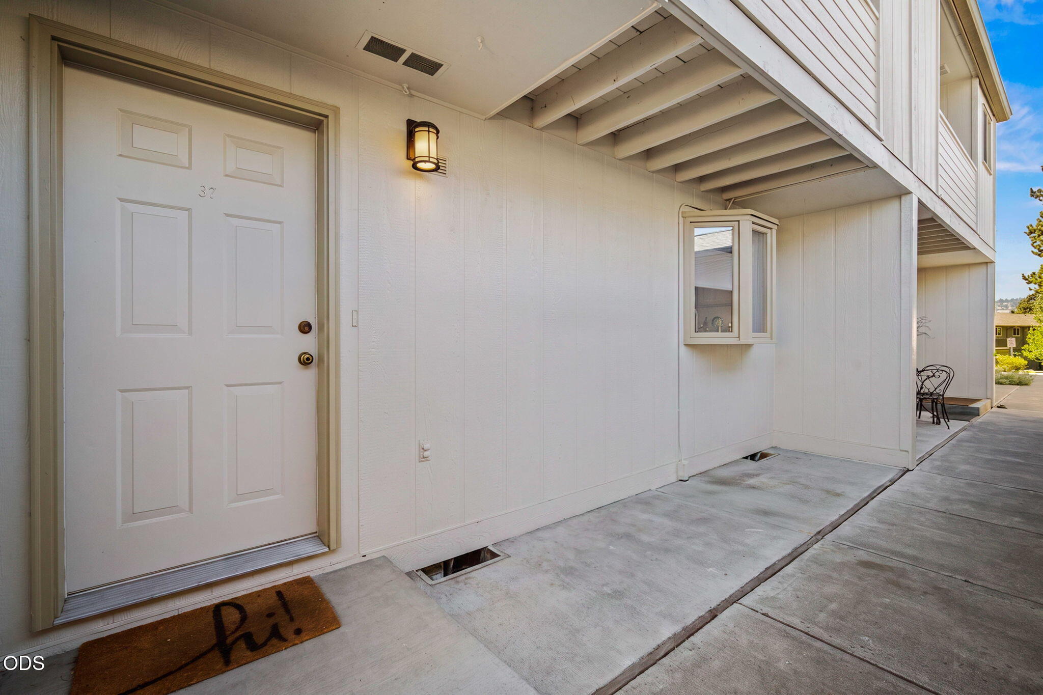 1050 NE Butler Market Road, APT 37