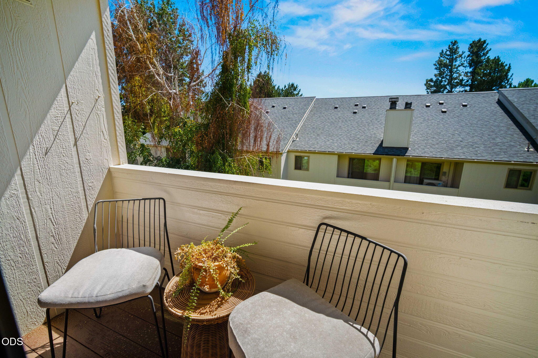 1050 NE Butler Market Road, APT 37