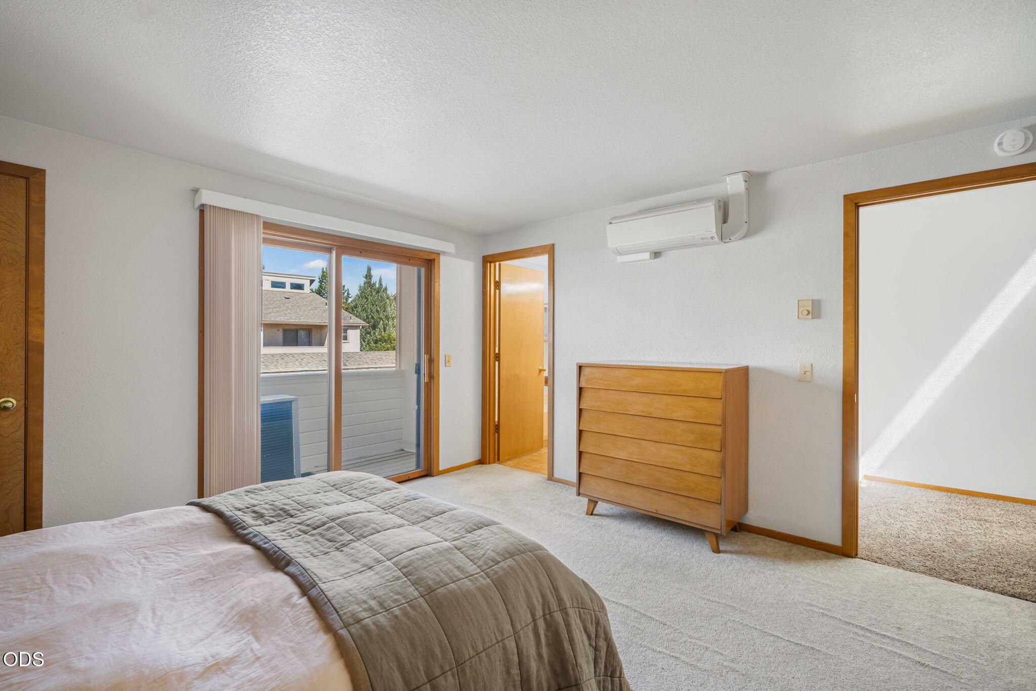 1050 NE Butler Market Road, APT 37