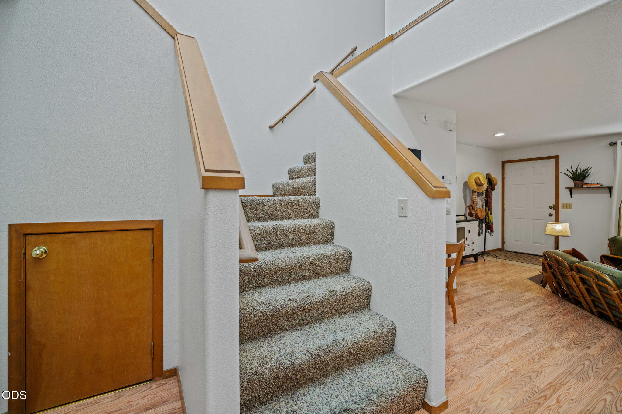1050 NE Butler Market Road, APT 37