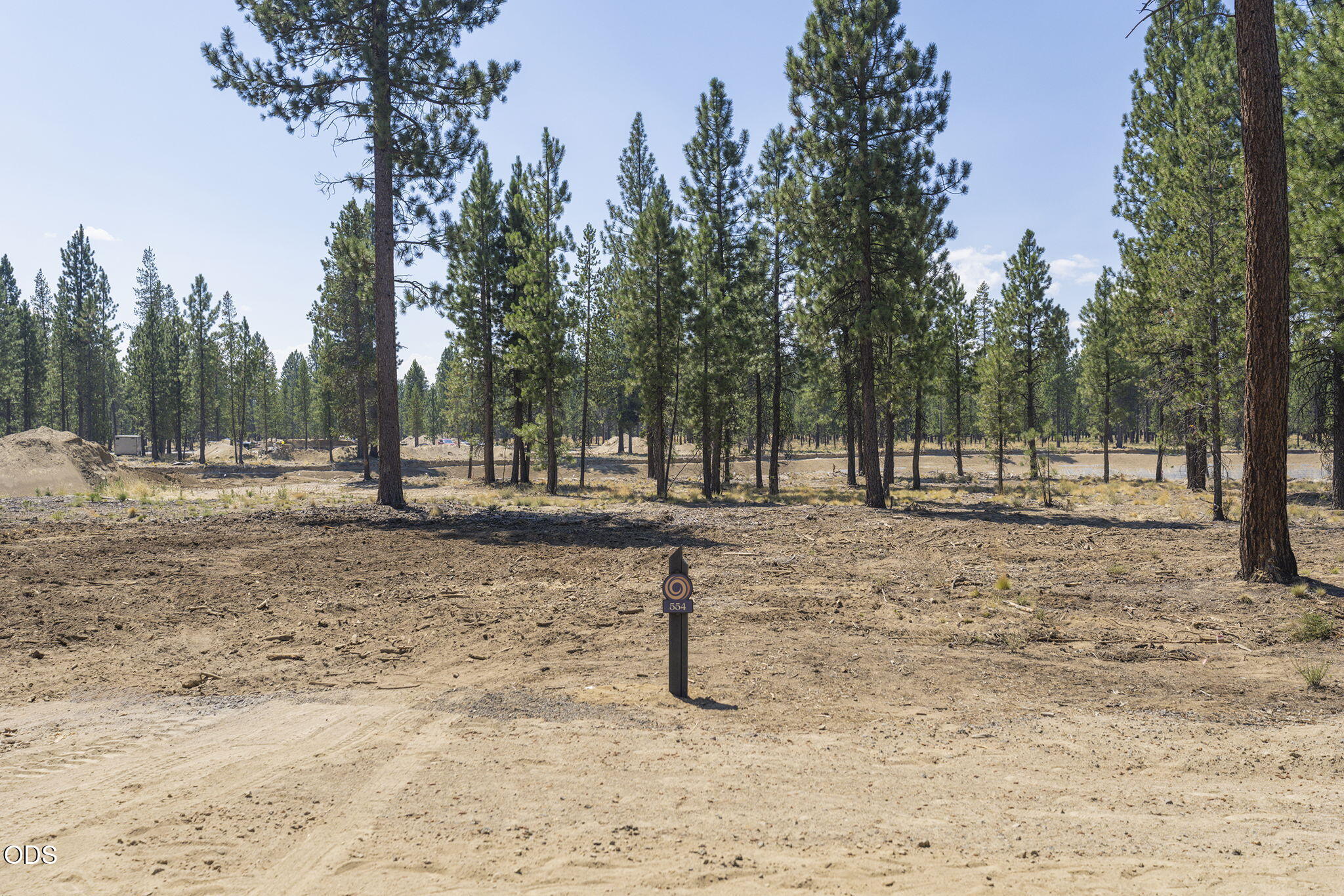 56668 Red Bark Lane, 554