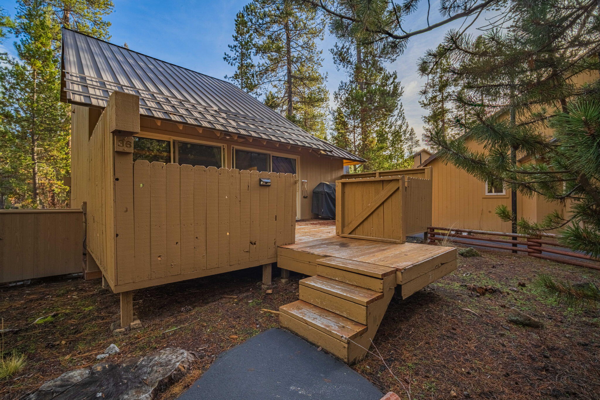 17611 Cluster Cabin Lane, 36