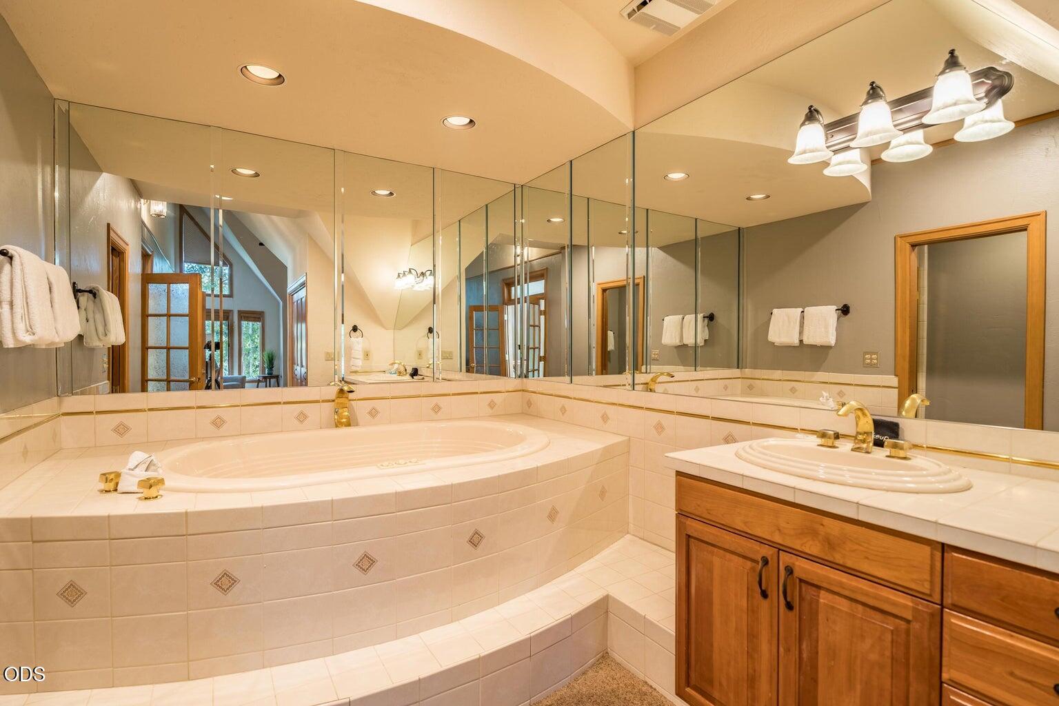 57046 Peppermill Circle, 26D
