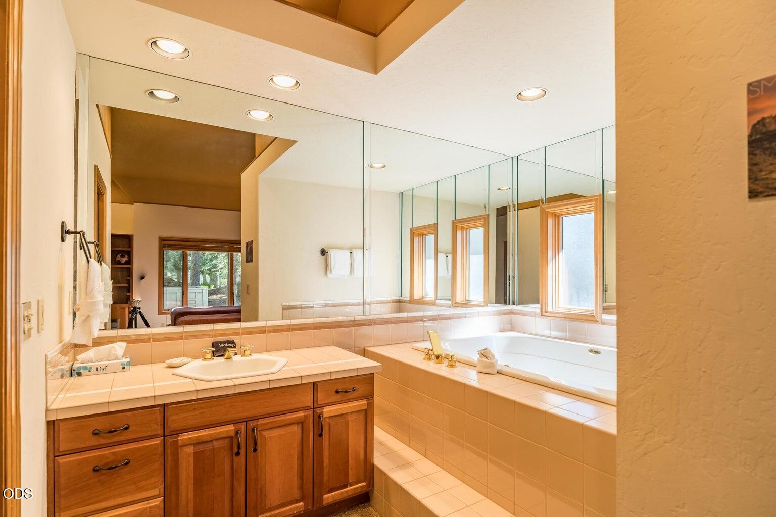 57046 Peppermill Circle, 26D