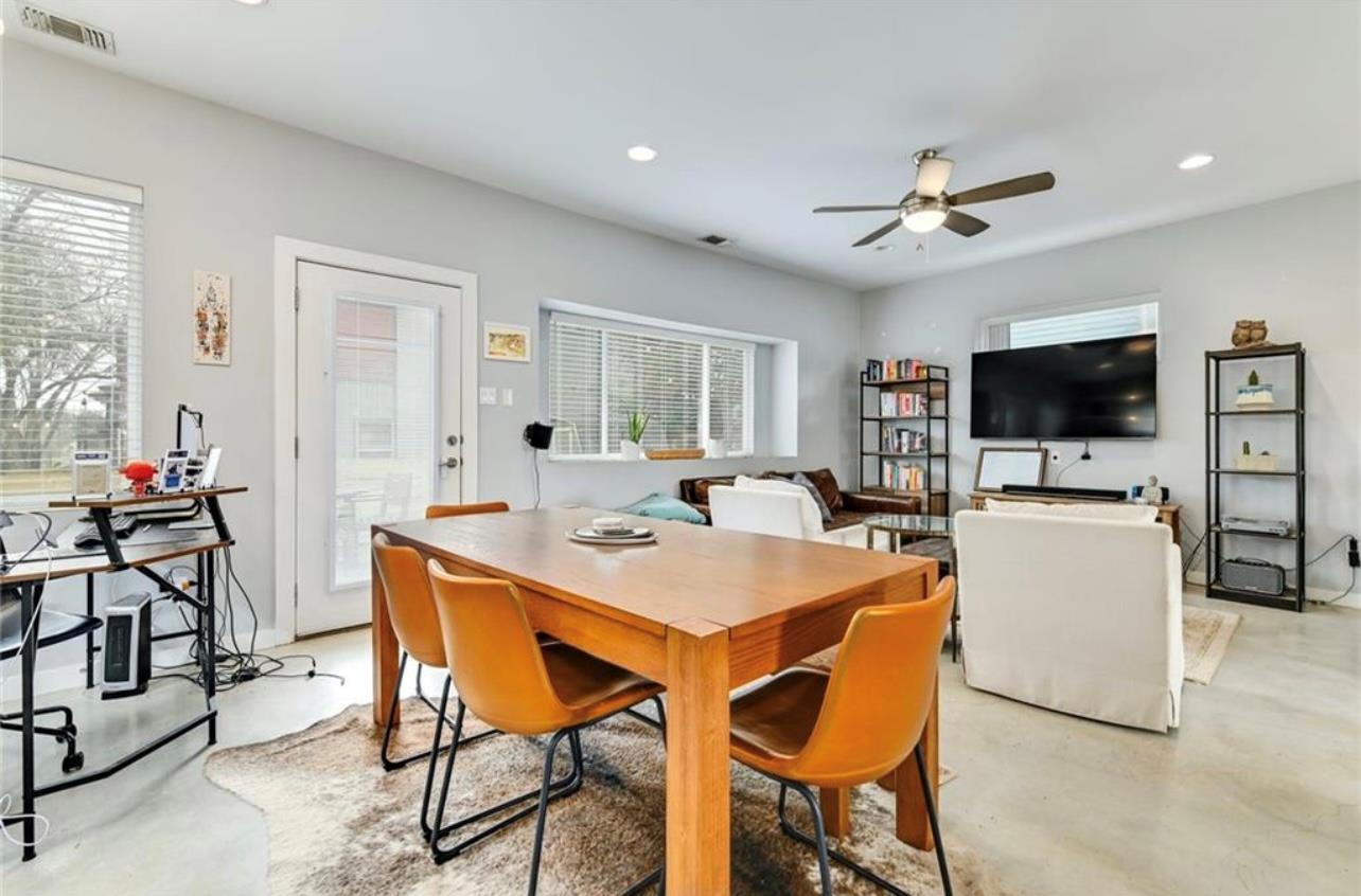 3505 Villa CT # 6