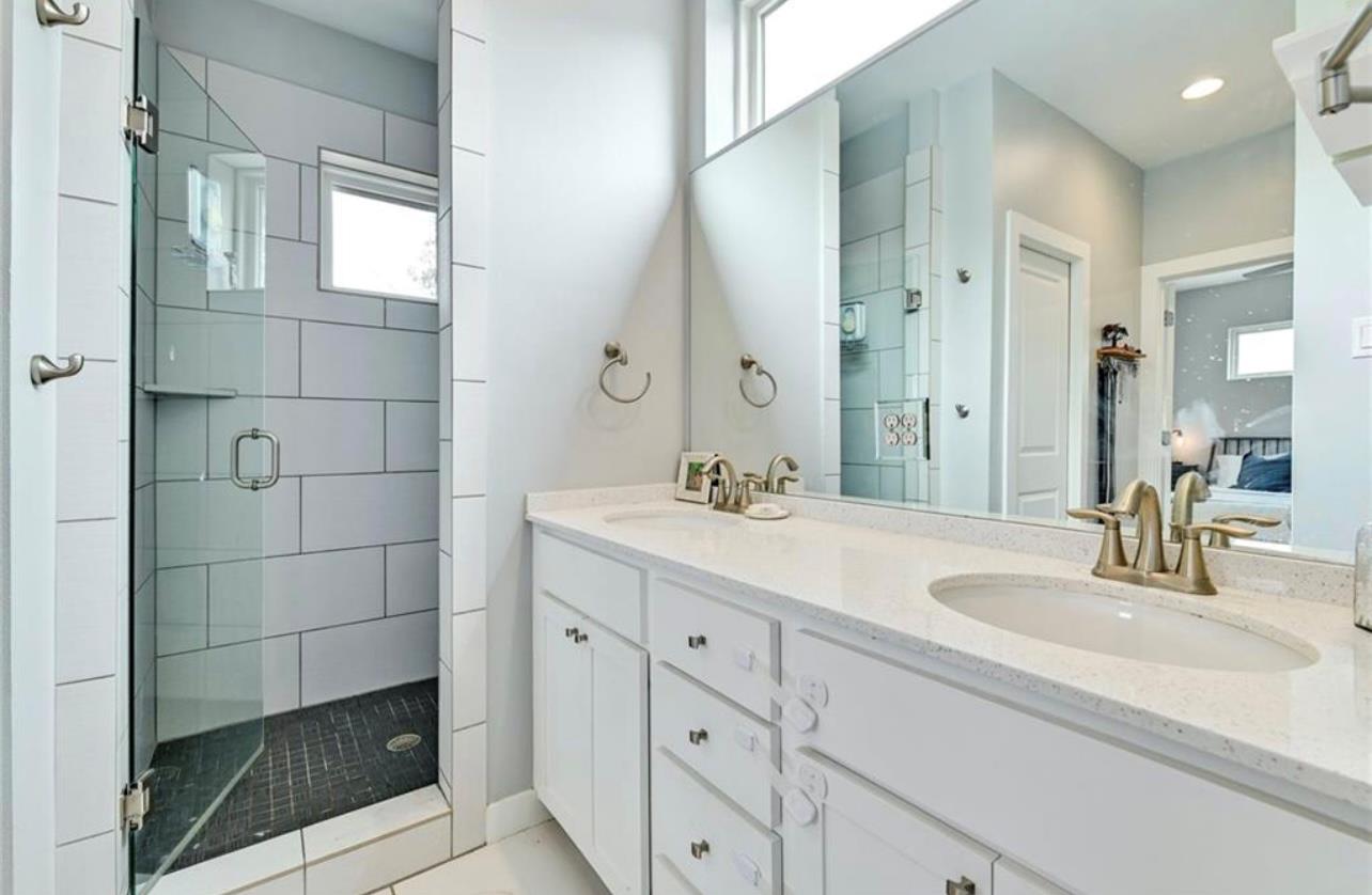 3505 Villa CT # 6