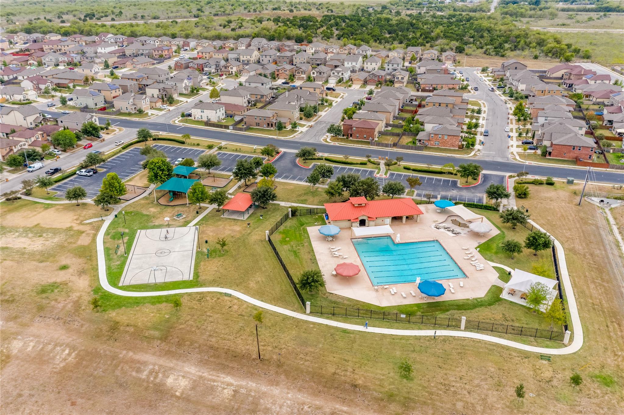 6521 Quinton DR