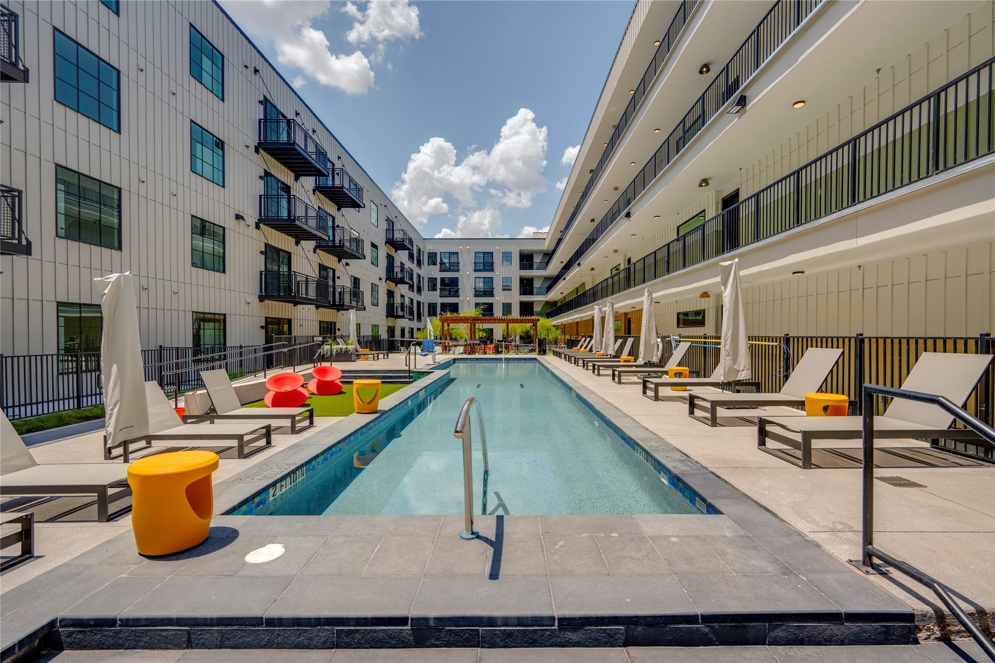 4315 S Congress Ave # 526