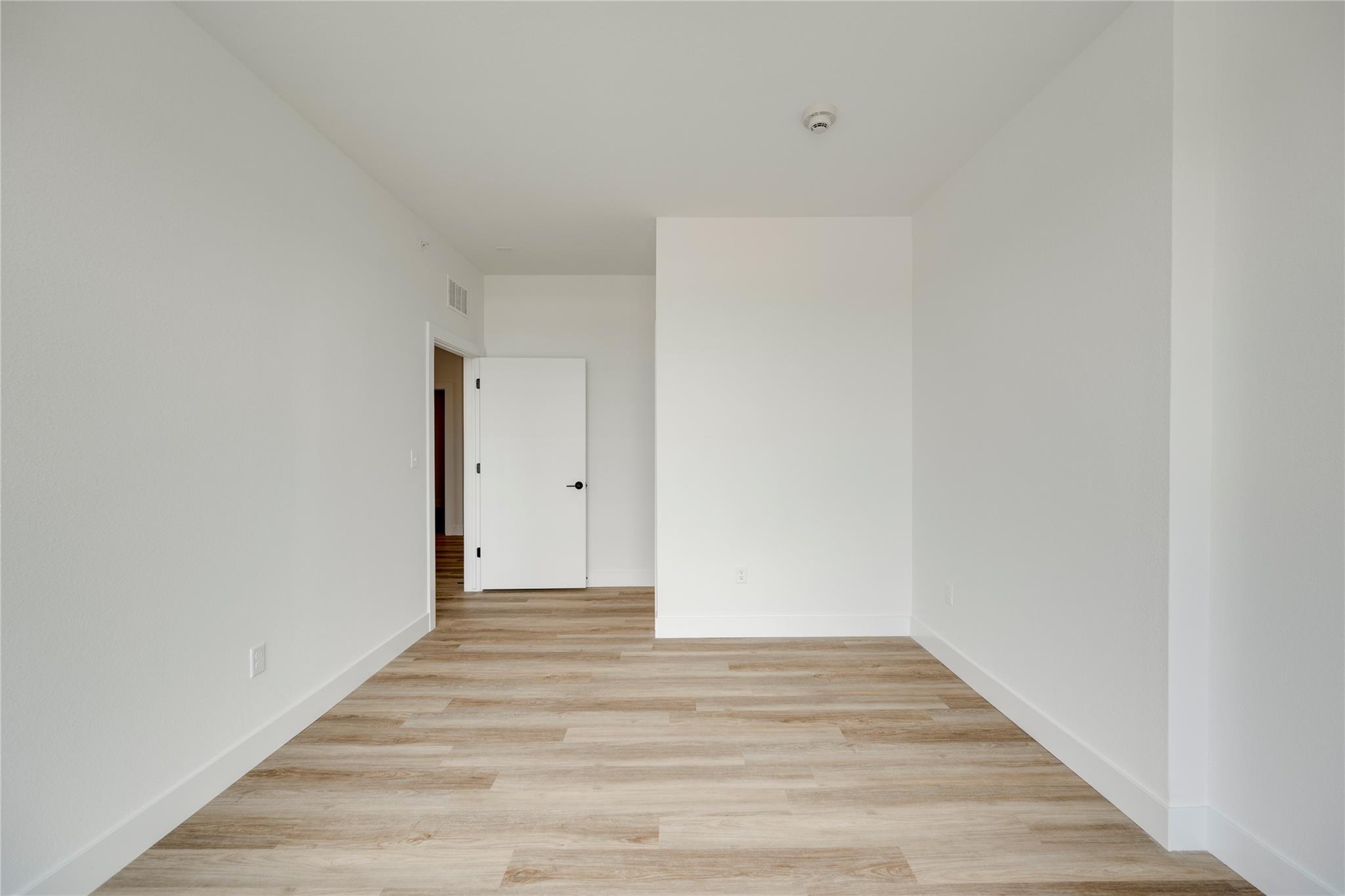 4315 S Congress Ave # 526