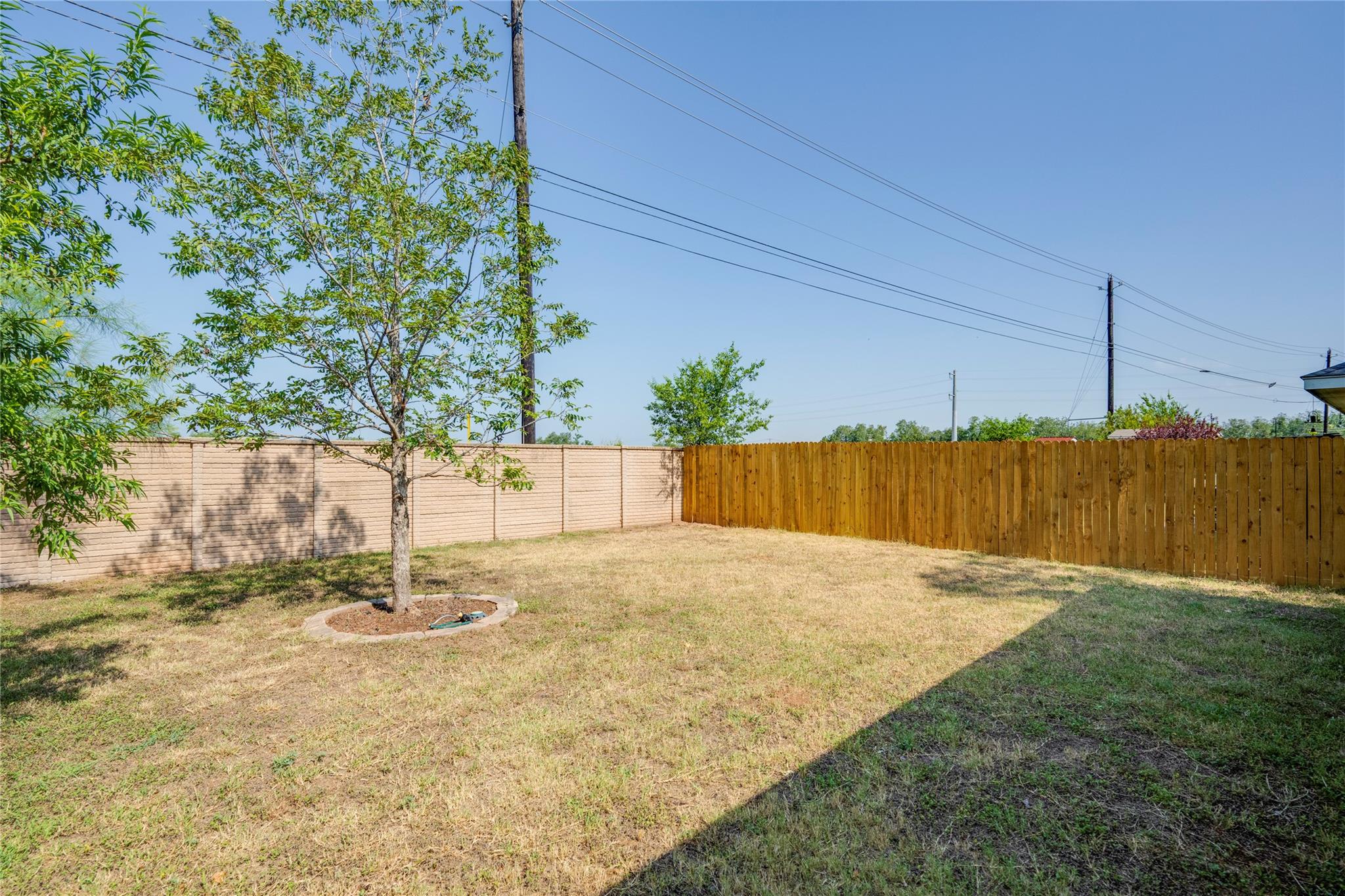 2408 Elara DR