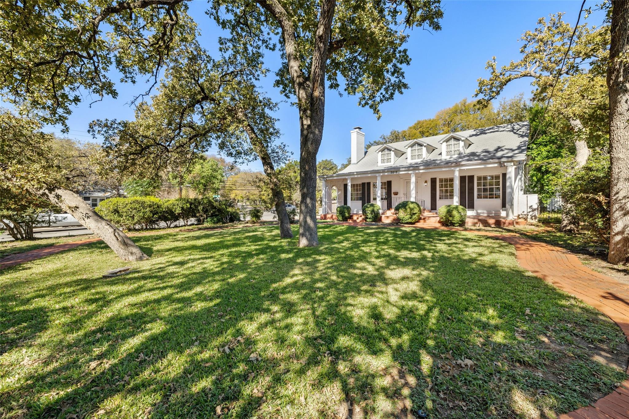 2612 Bridle PATH