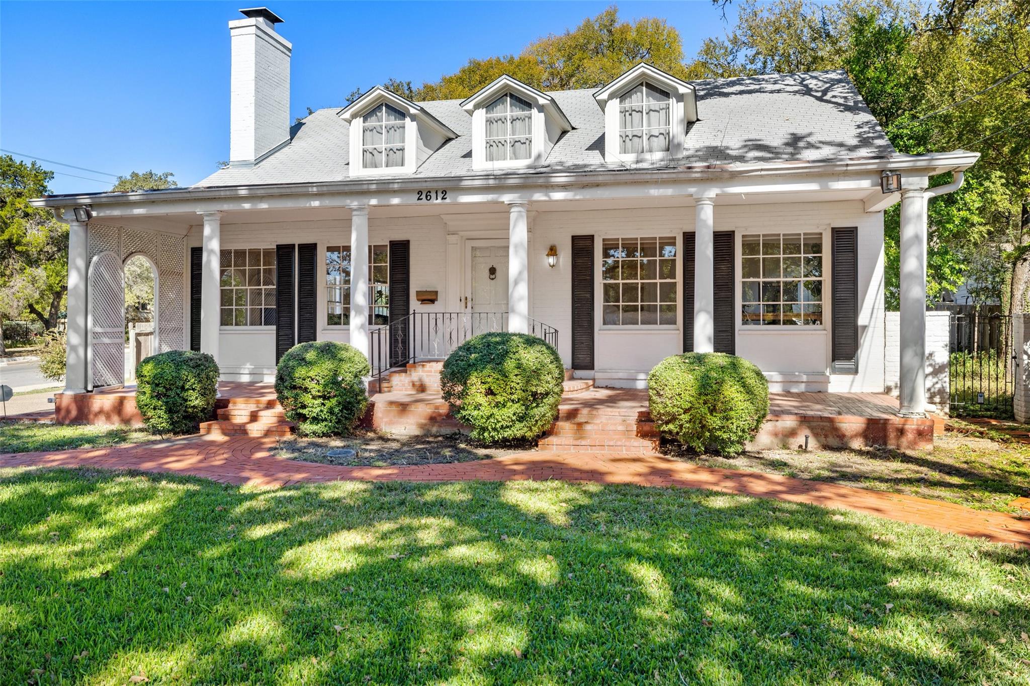 2612 Bridle PATH