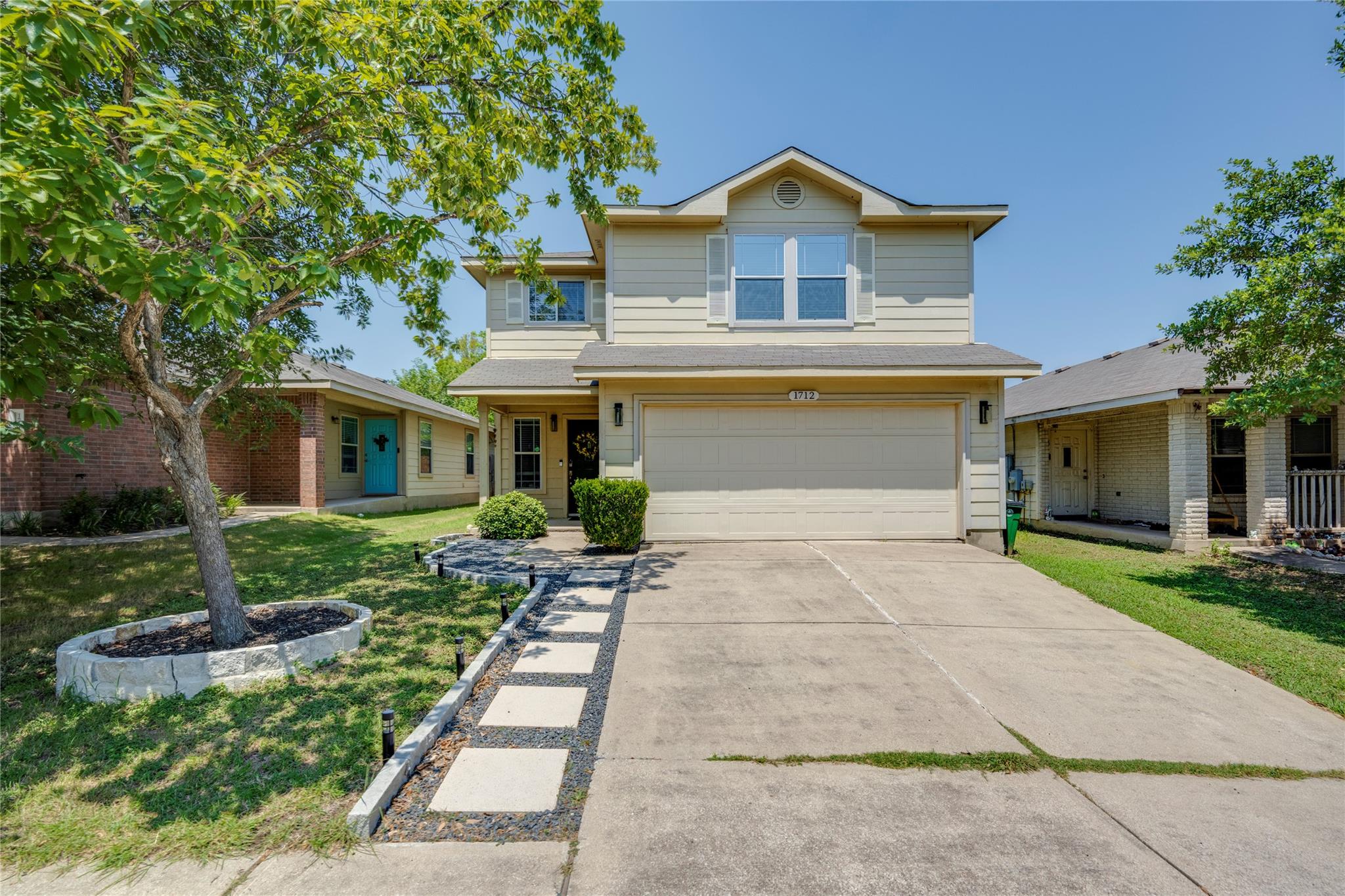 1712 Anise DR