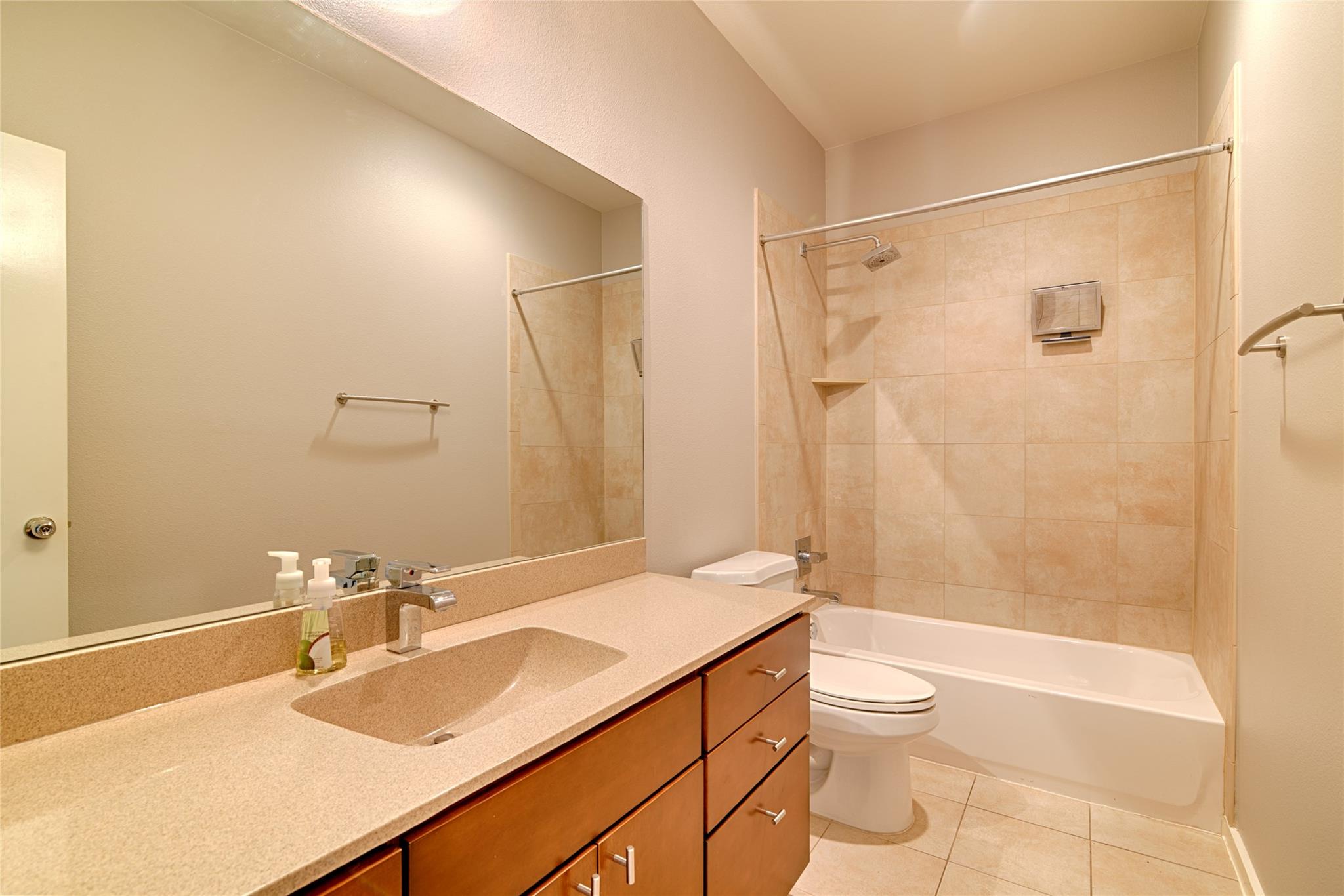 3102 Corbin LN