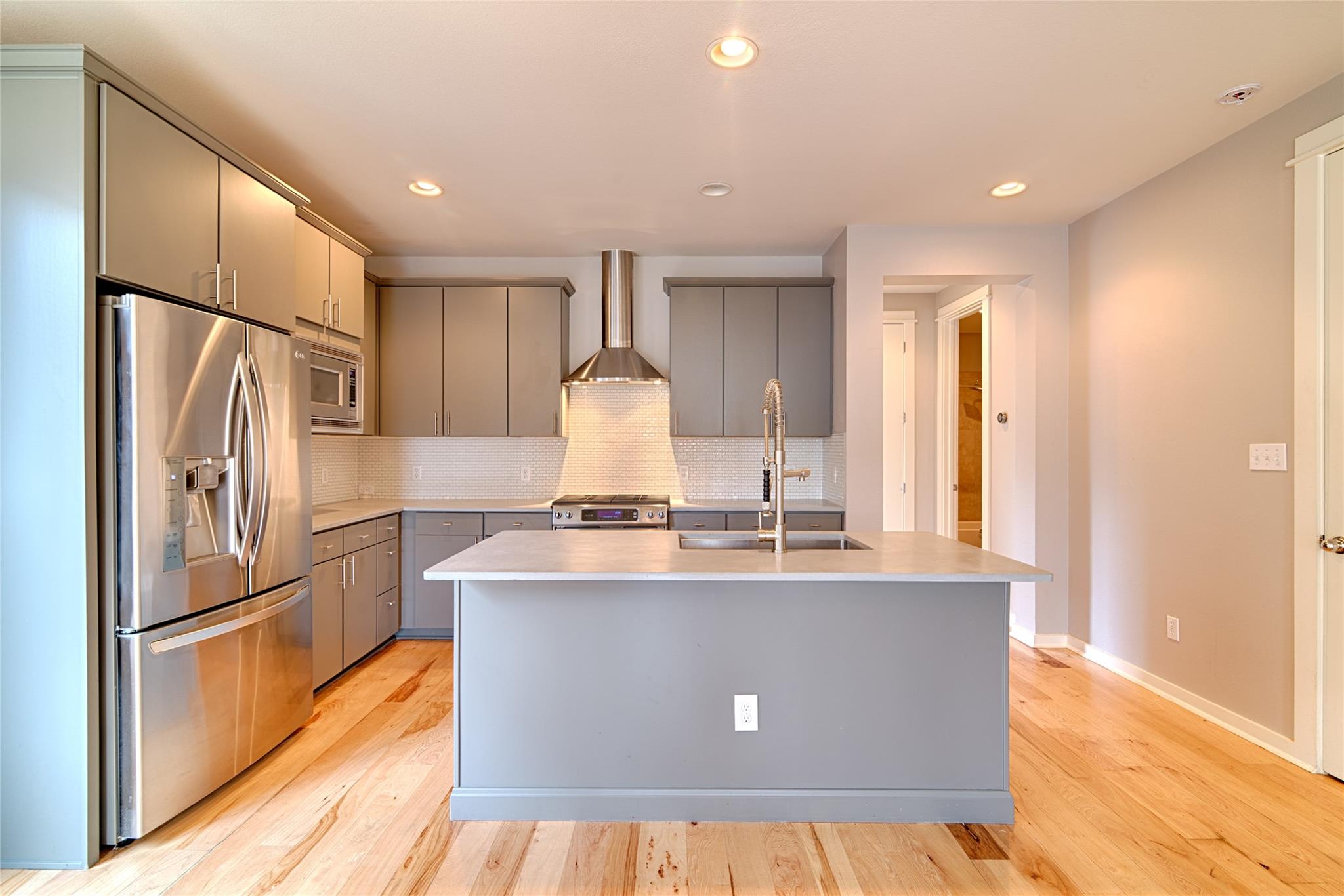3102 Corbin LN