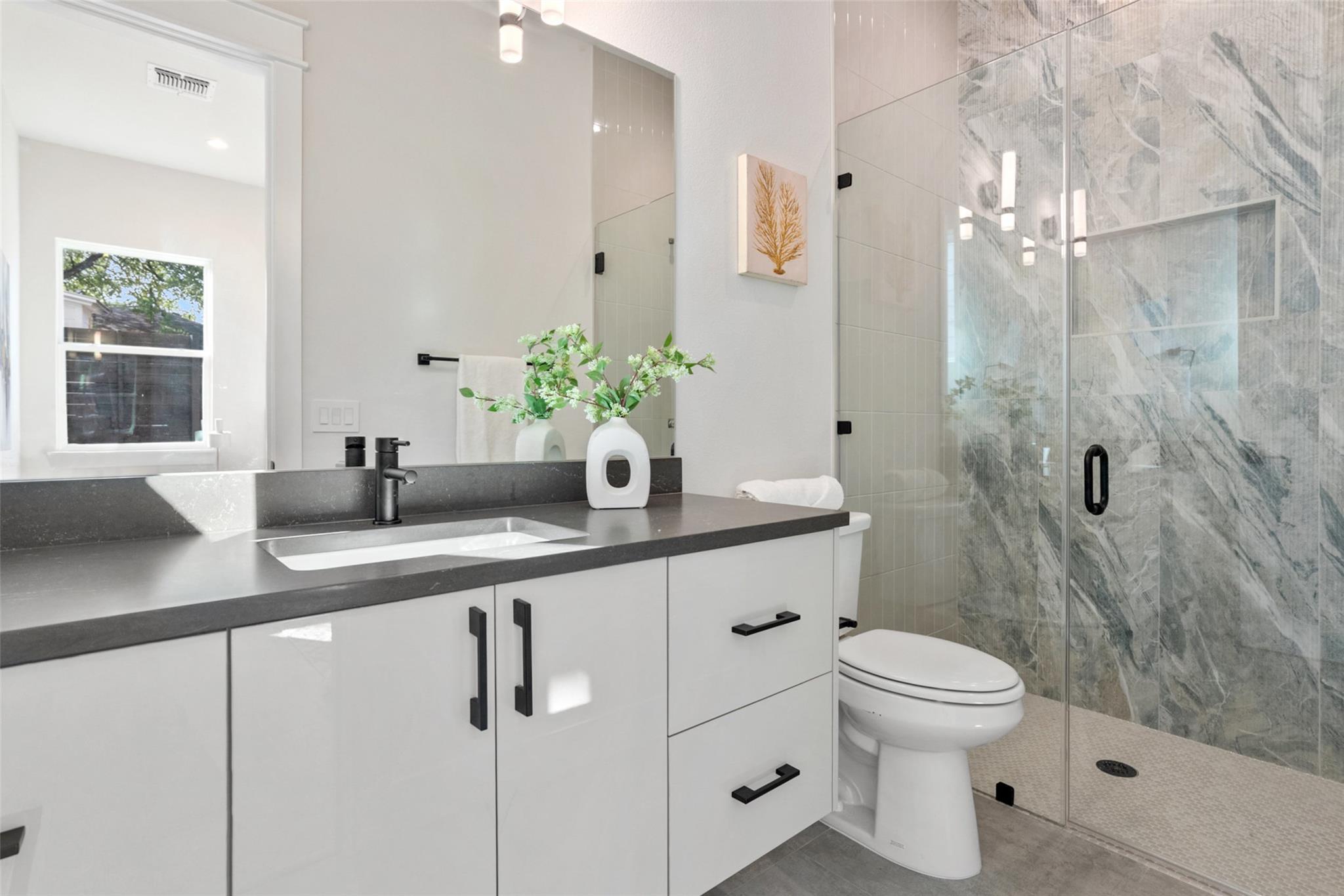 2001 Rountree DR # 1