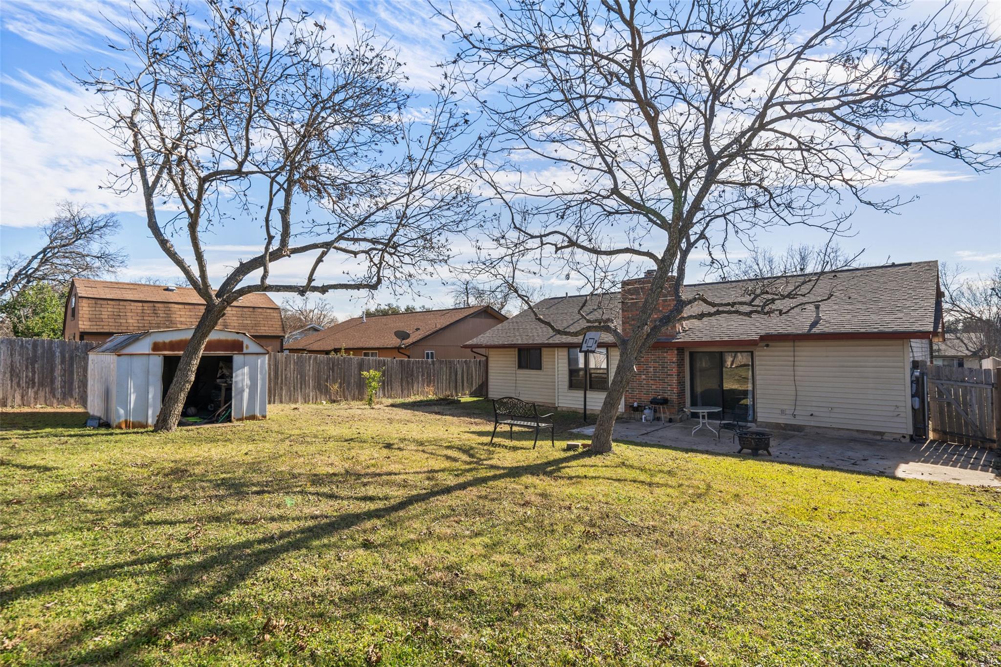 1712 Pine Knoll DR