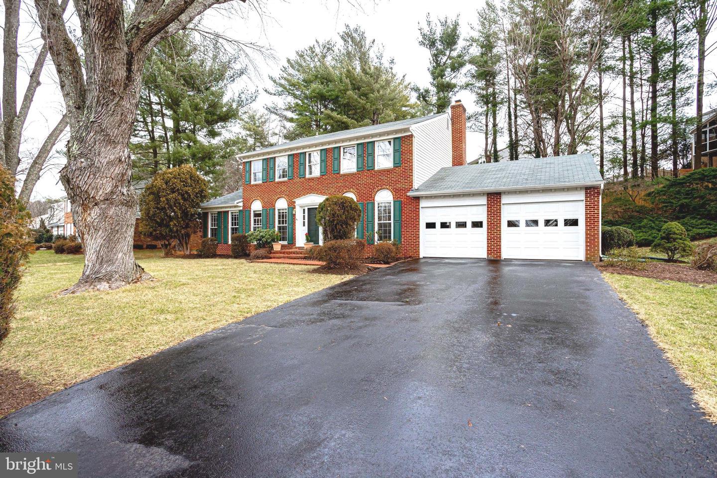 1207 Winter Hunt Rd