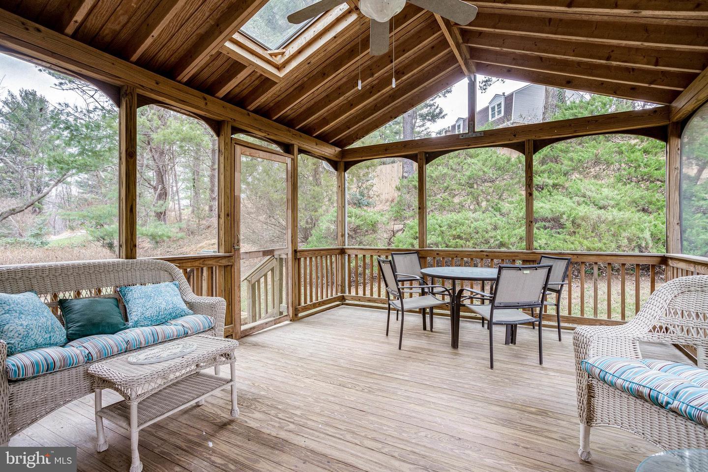 1207 Winter Hunt Rd