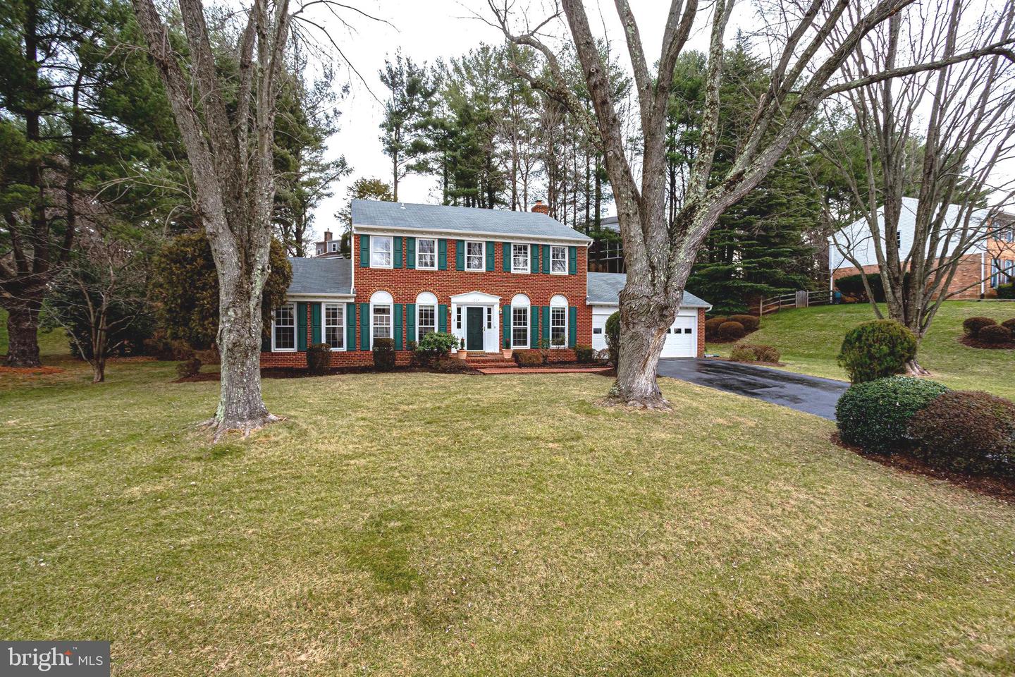 1207 Winter Hunt Rd