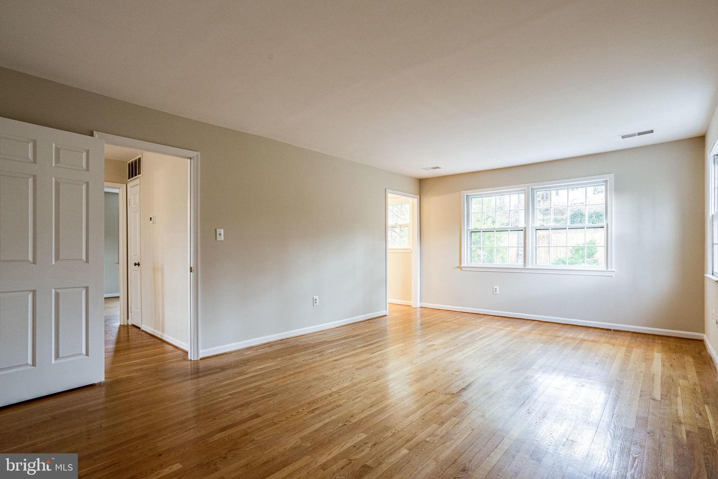1207 Winter Hunt Rd