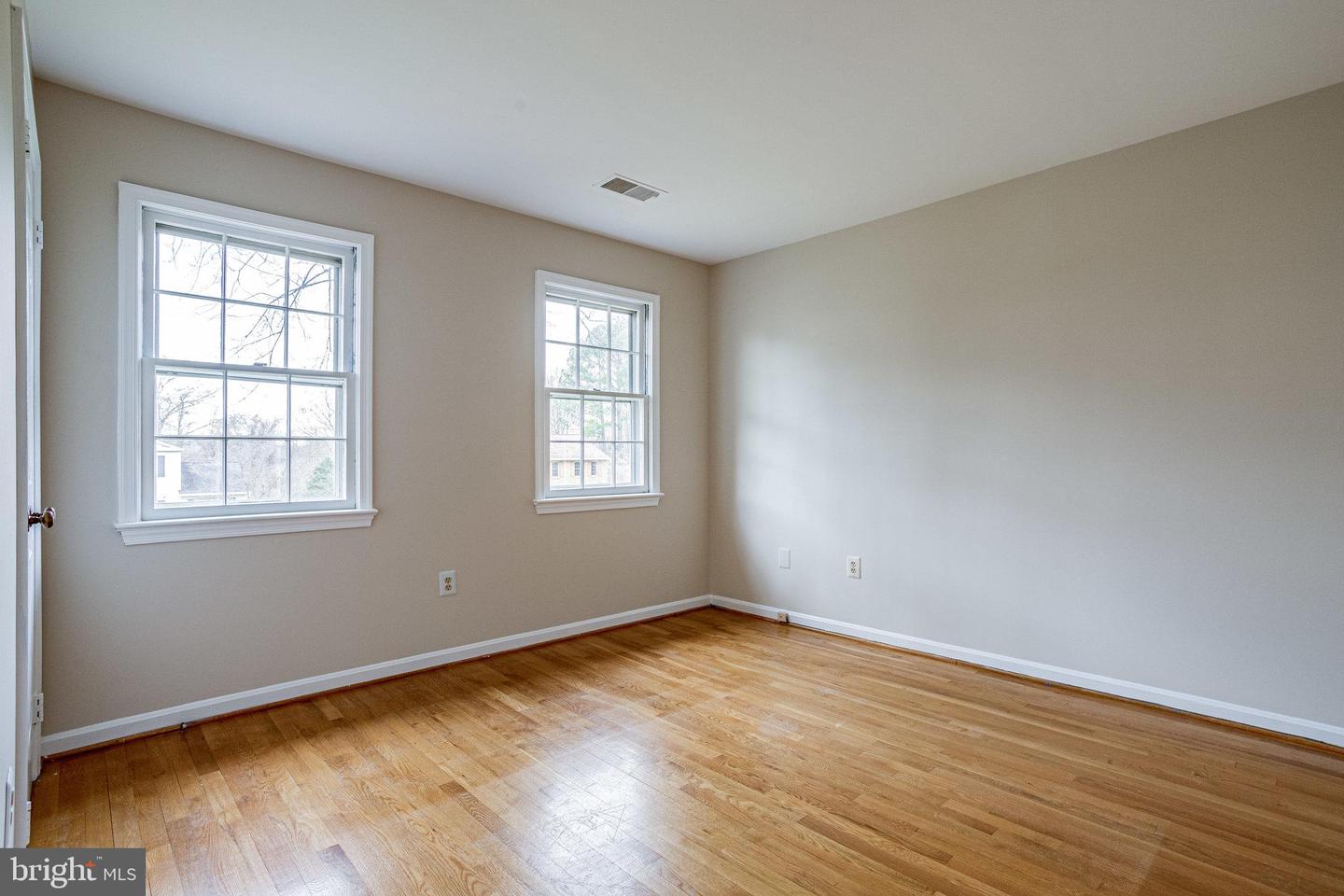 1207 Winter Hunt Rd