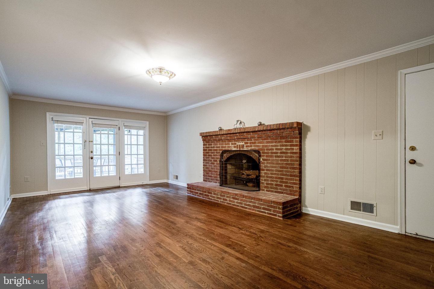 1207 Winter Hunt Rd