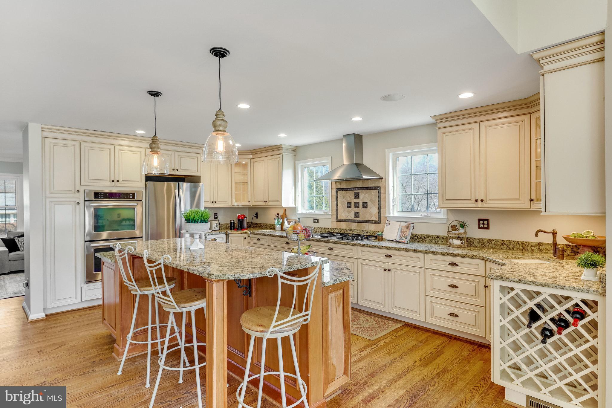 10301 Hunt Country Ln