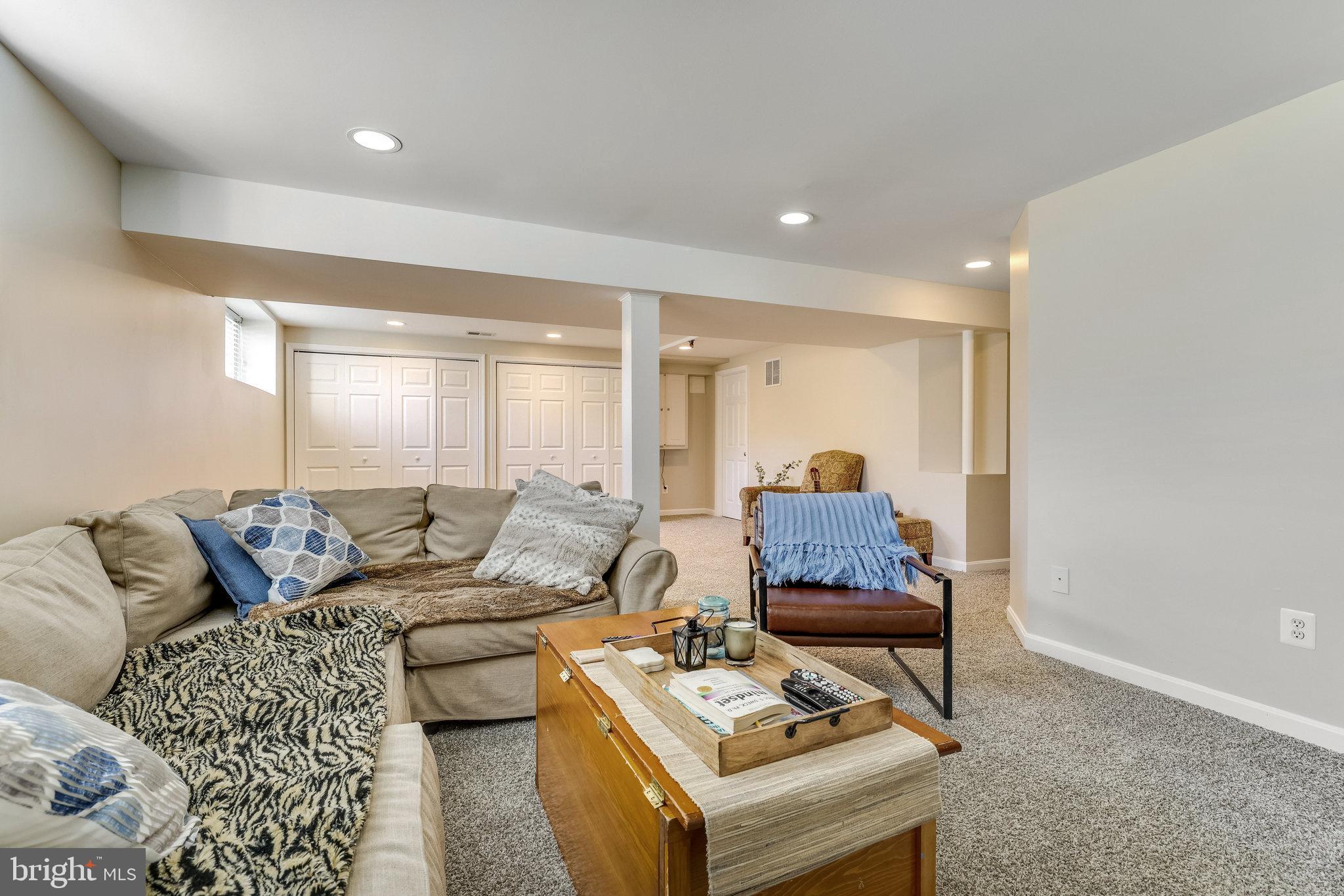 10301 Hunt Country Ln