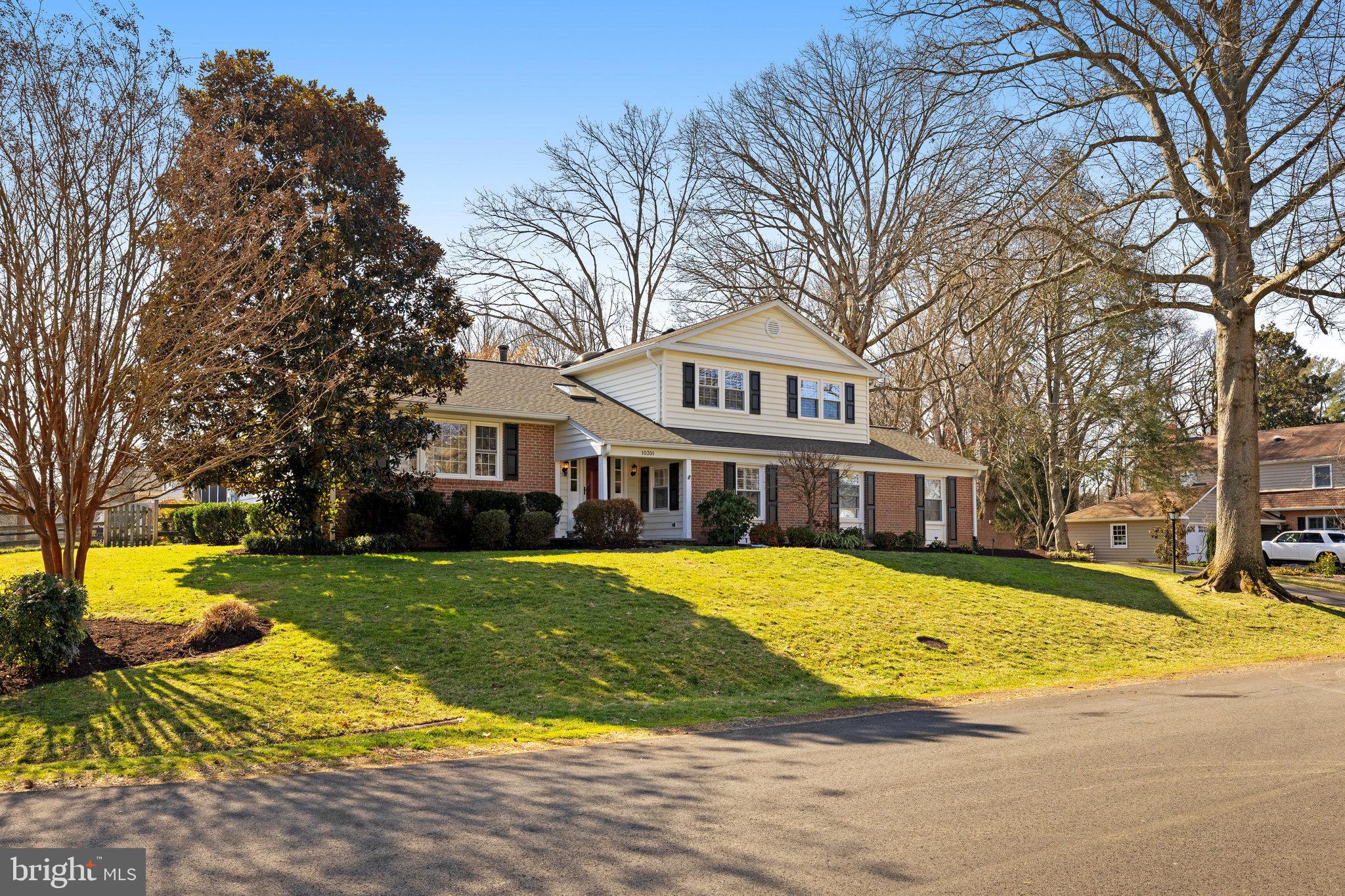 10301 Hunt Country Ln