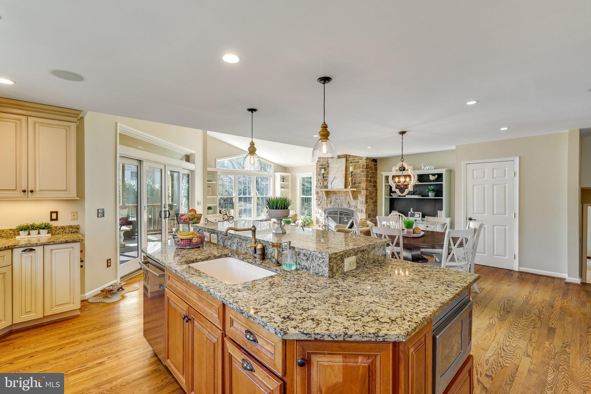10301 Hunt Country Ln
