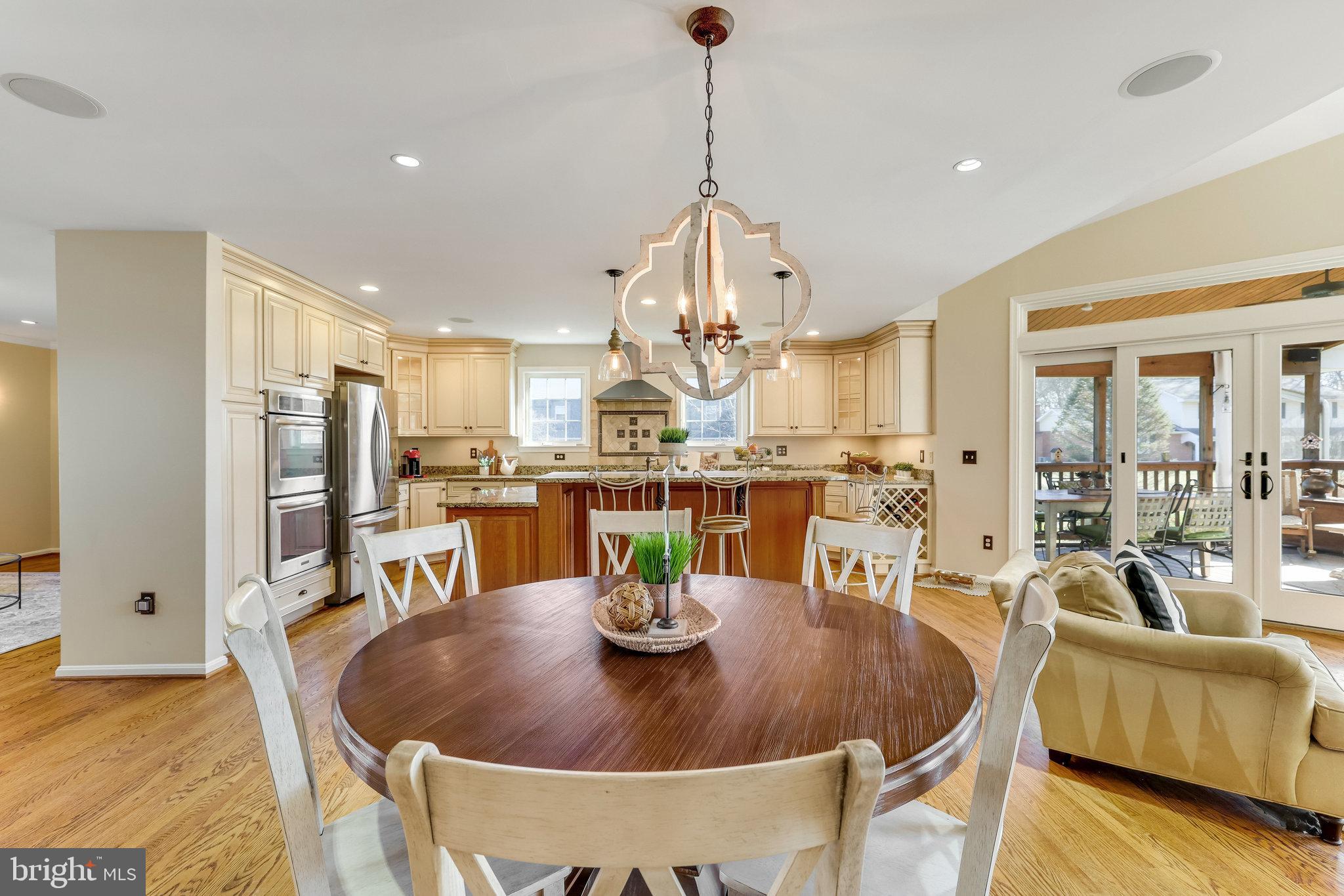 10301 Hunt Country Ln