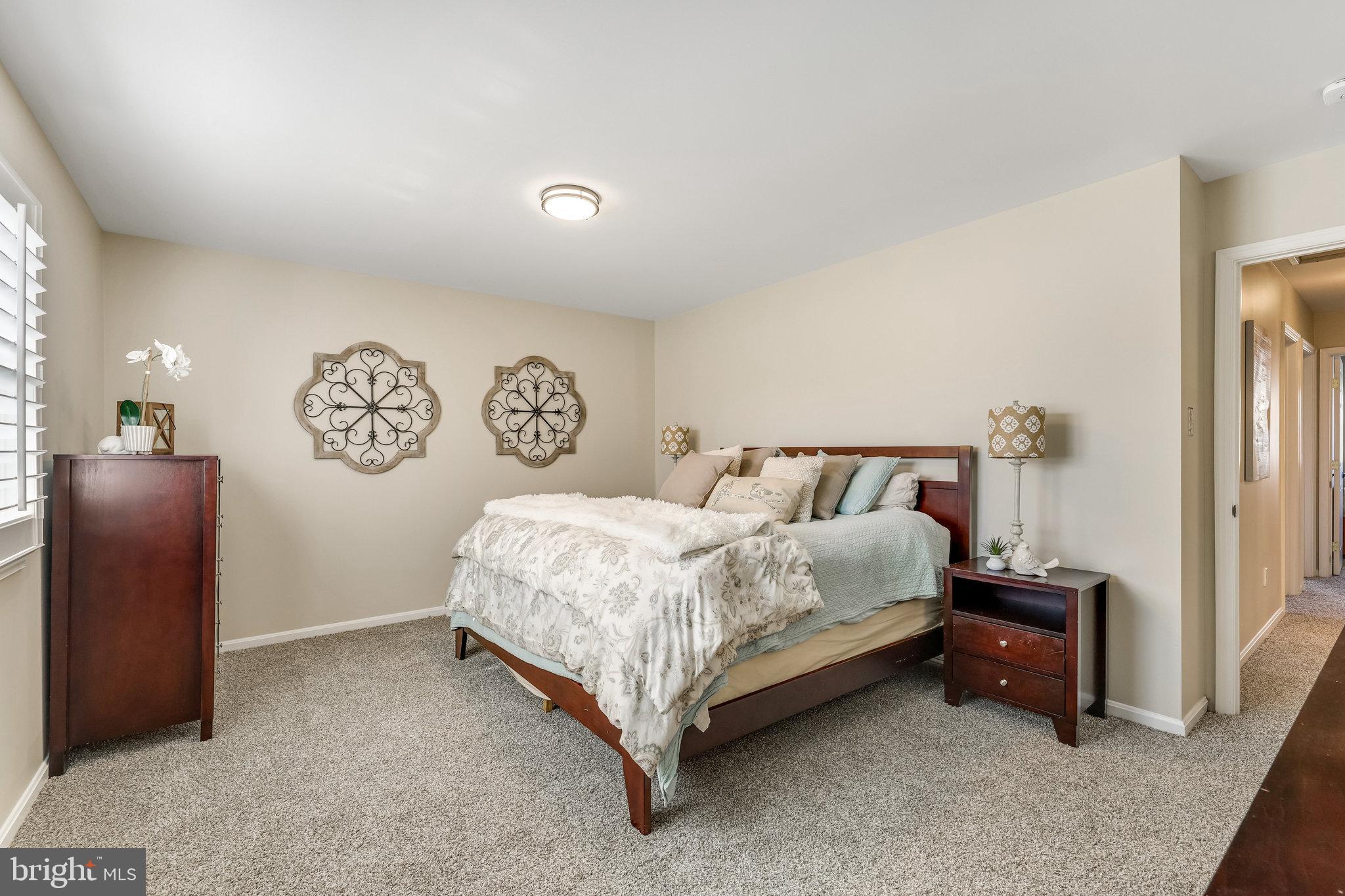 10301 Hunt Country Ln
