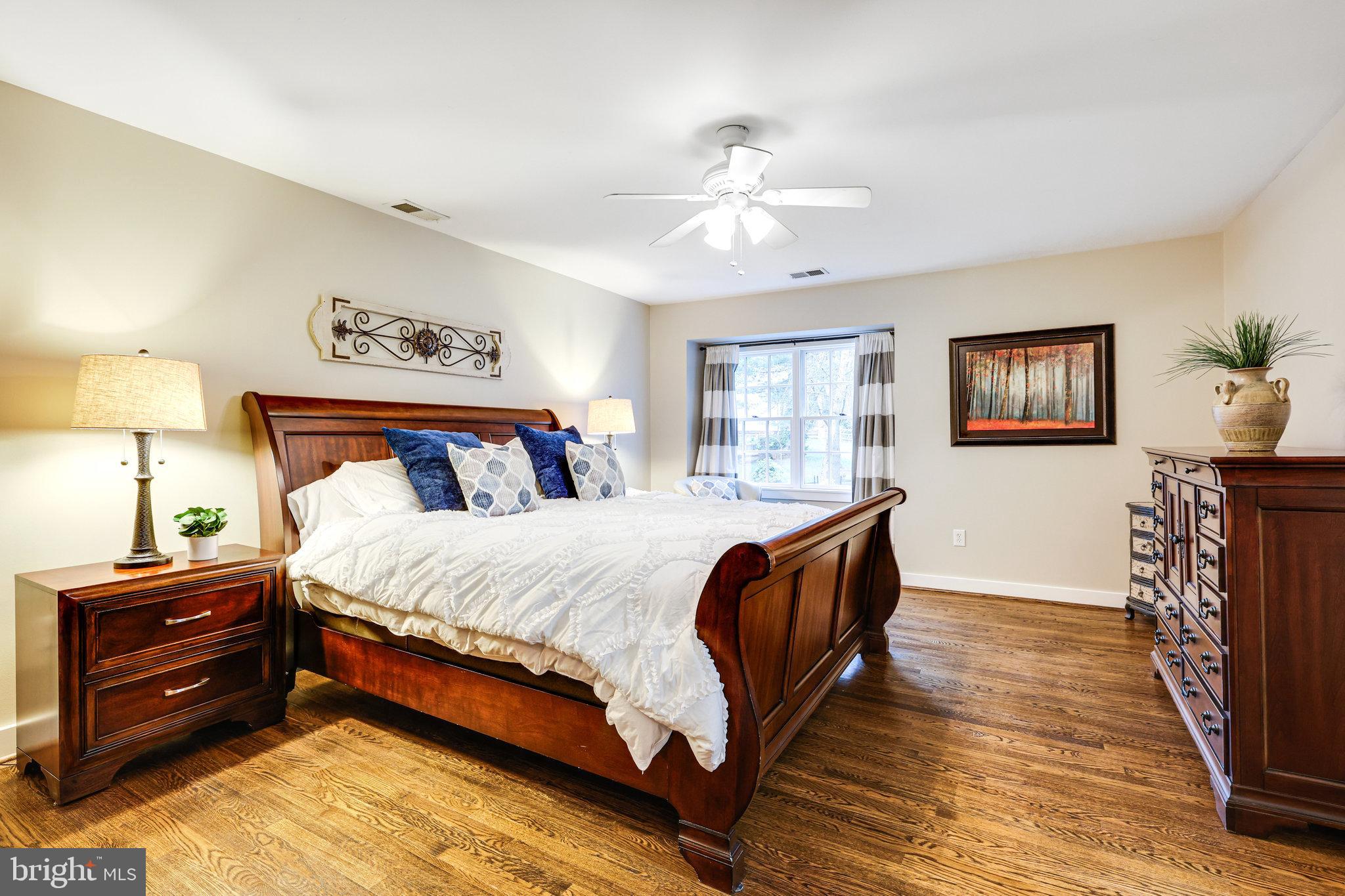 3200 Latigo Ct