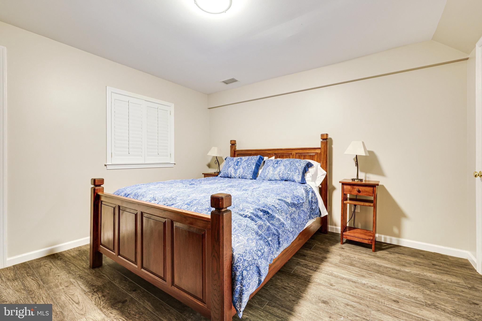 3200 Latigo Ct