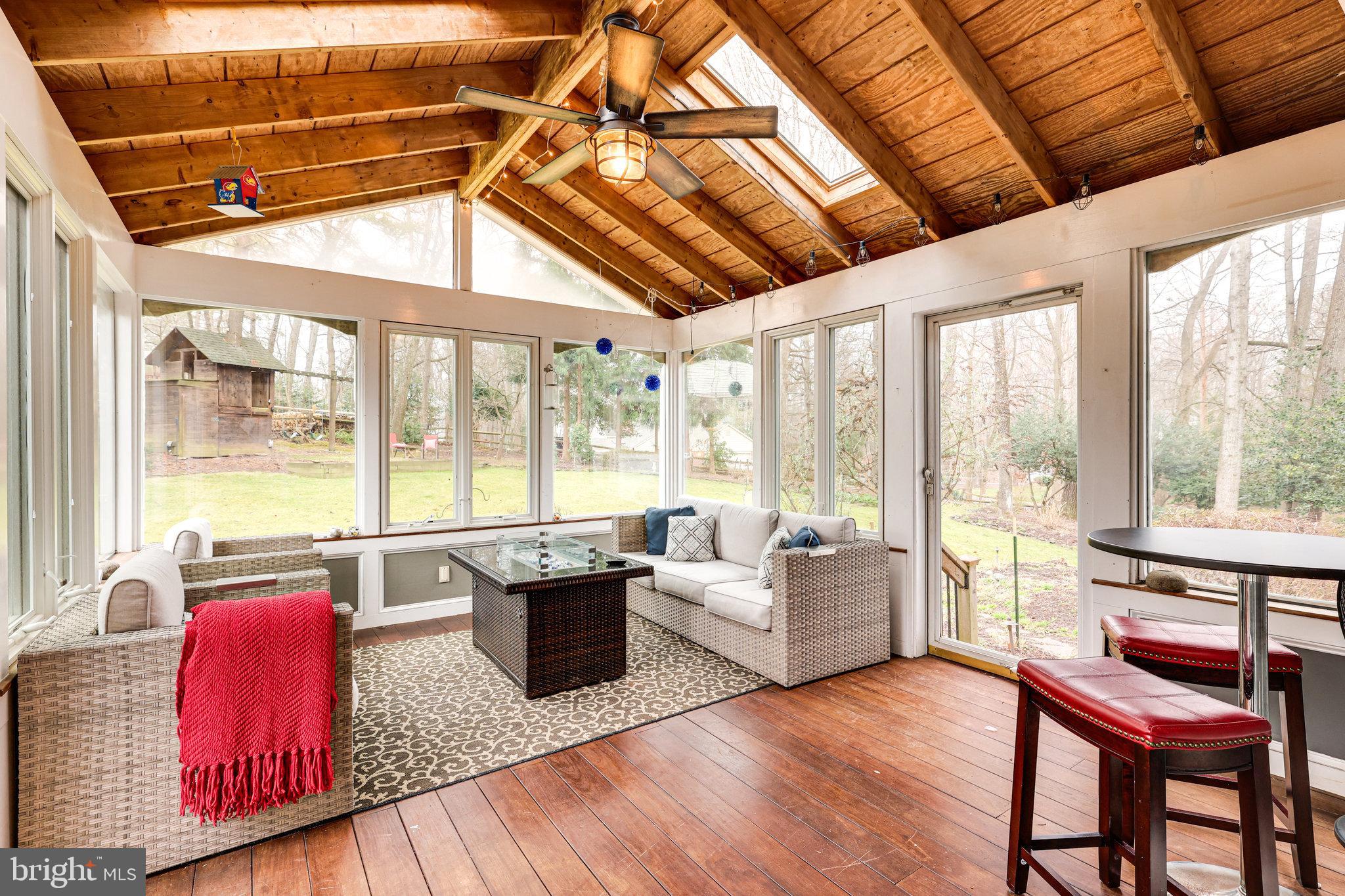 3200 Latigo Ct