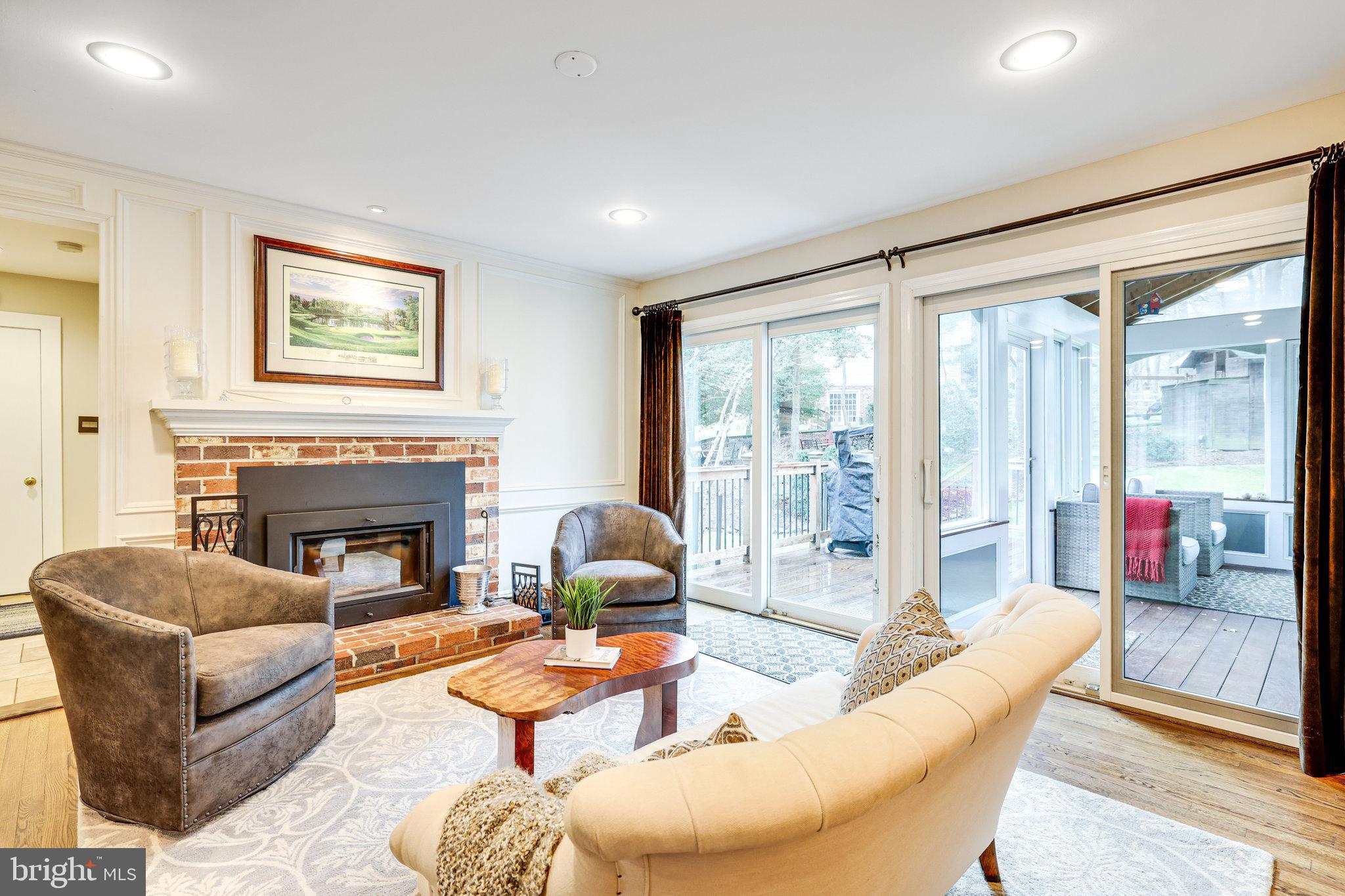 3200 Latigo Ct