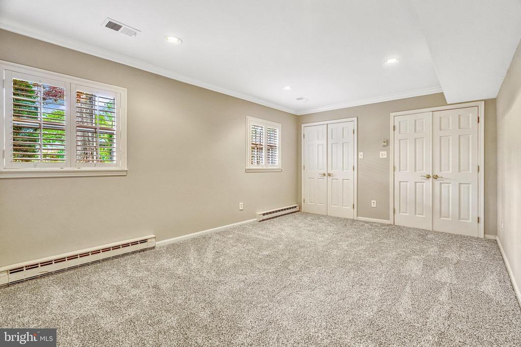 10313 Hunt Country Ln