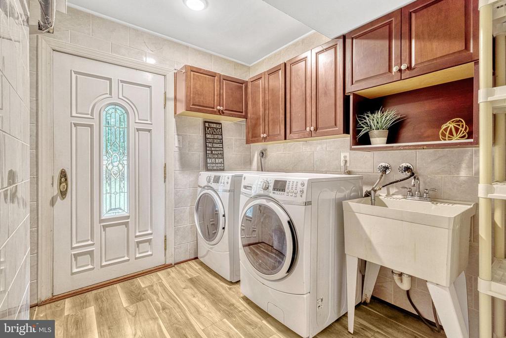 10313 Hunt Country Ln