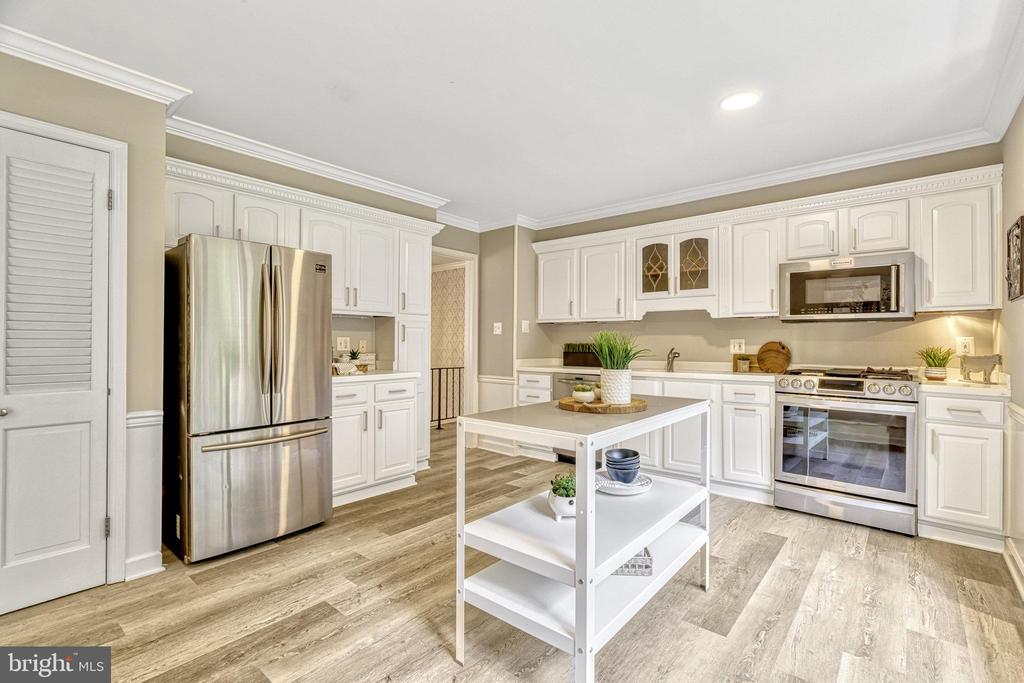 10313 Hunt Country Ln