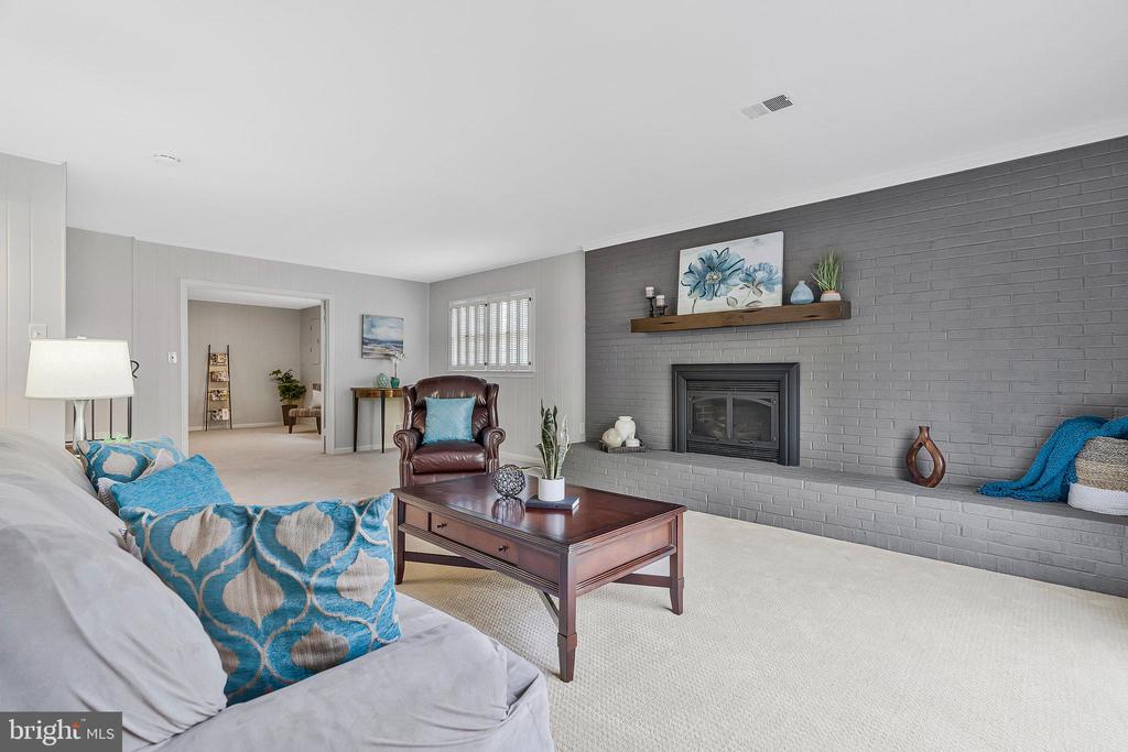10200 Tamarack Dr