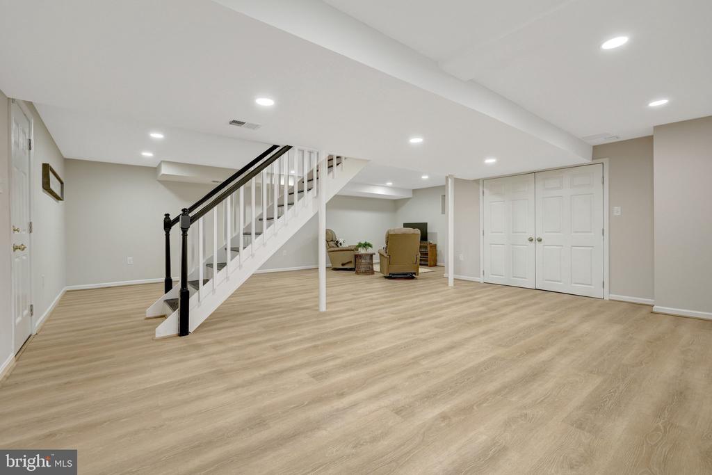 1709 JUMPER COURT
