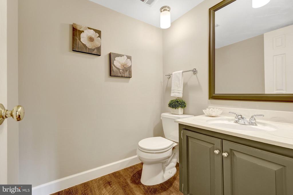 1709 JUMPER COURT
