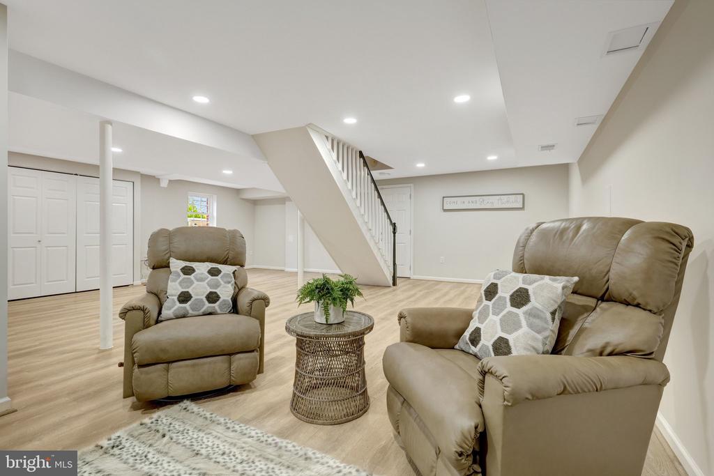 1709 JUMPER COURT