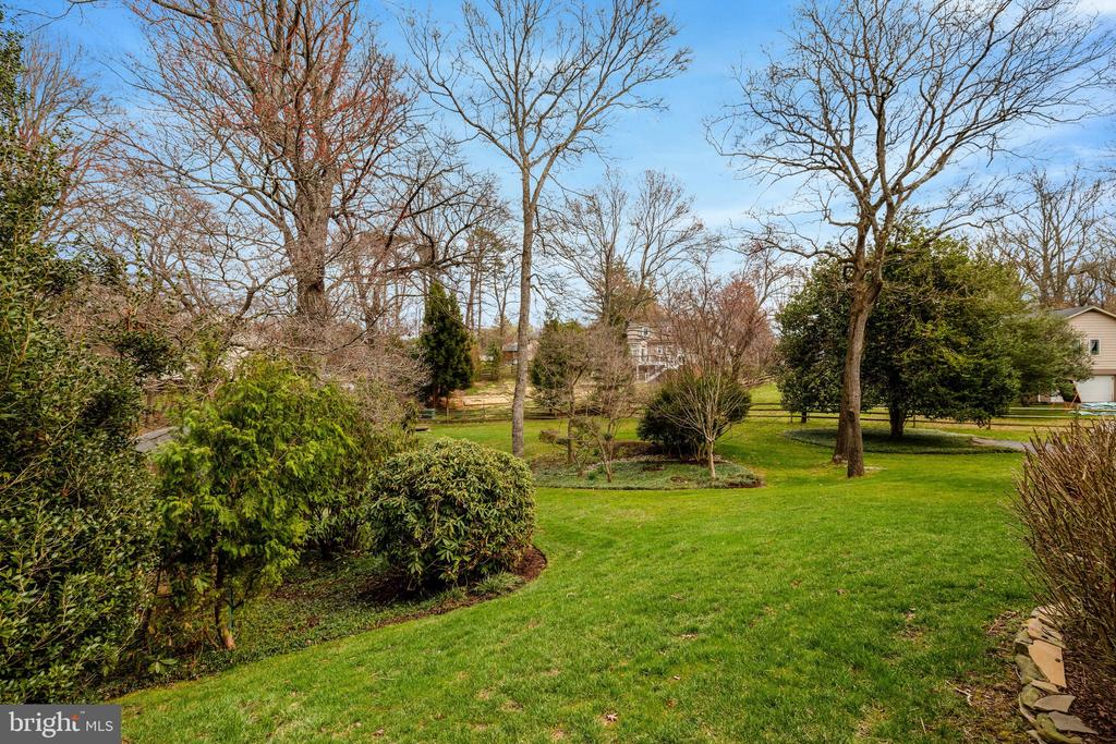 1709 JUMPER COURT