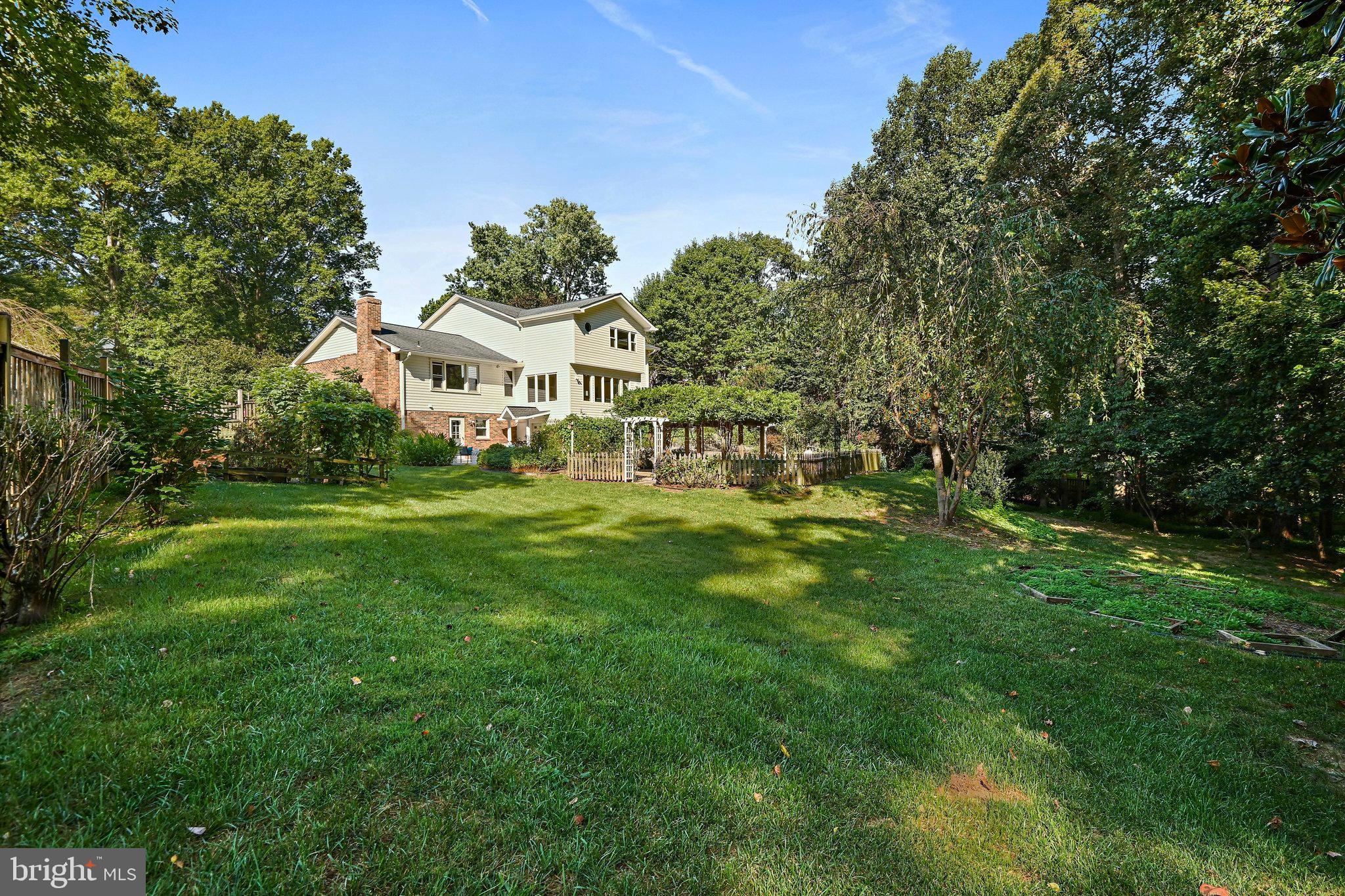 1807 HORSEBACK TRAIL