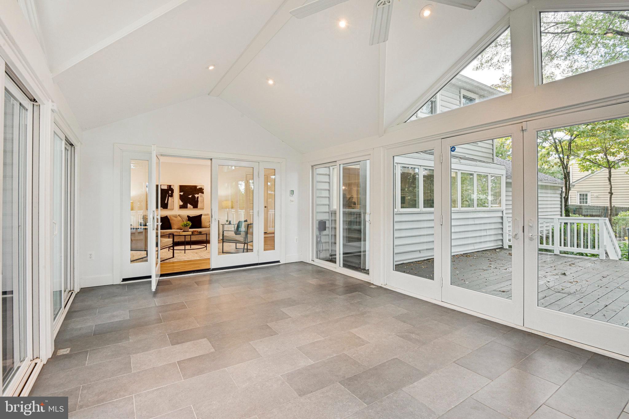 1817 CLOVERMEADOW DRIVE