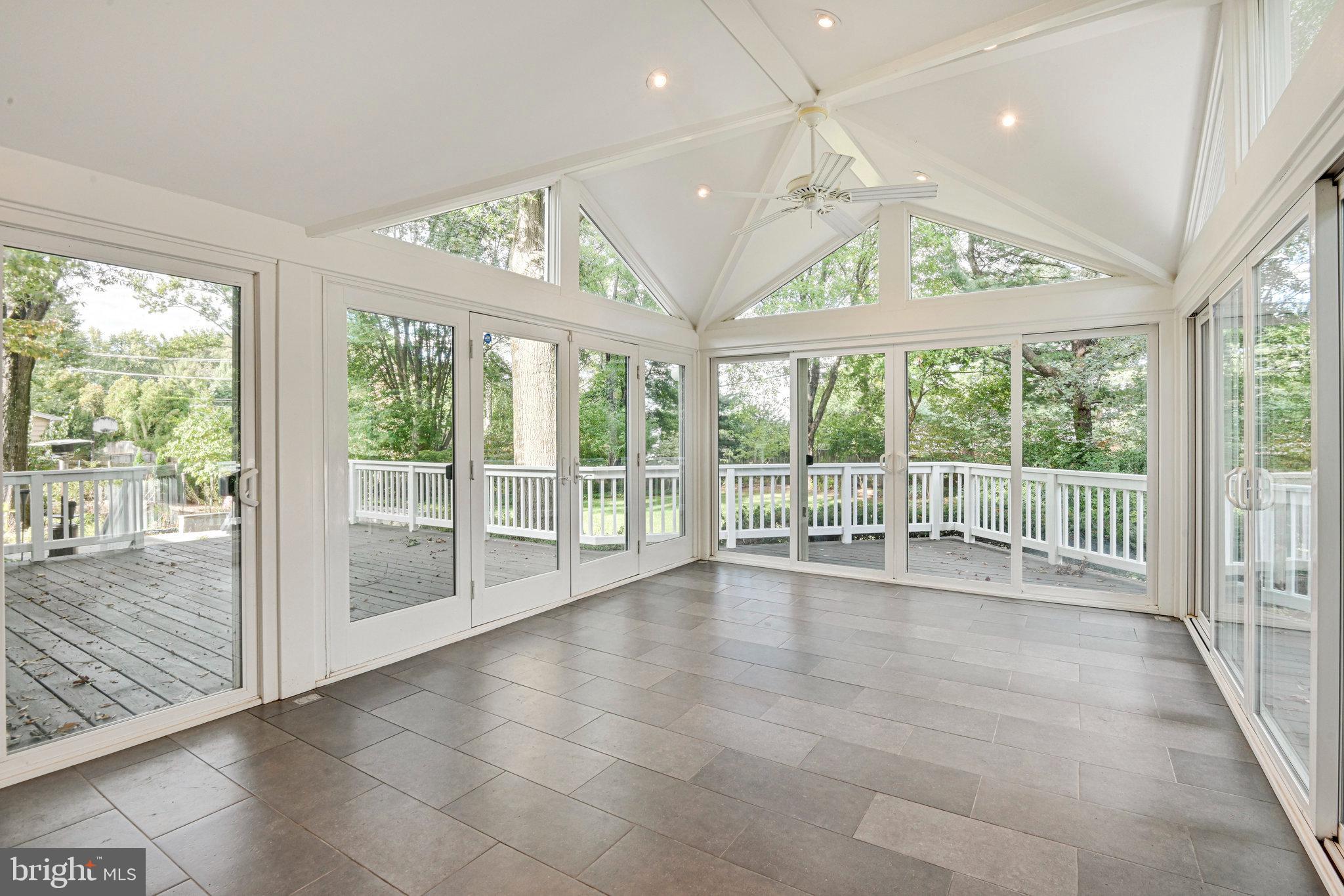 1817 CLOVERMEADOW DRIVE