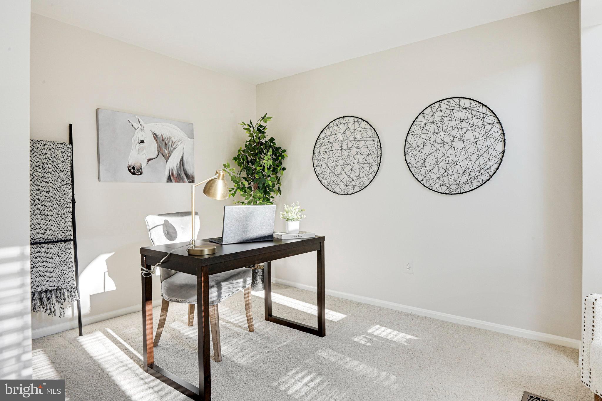 1817 CLOVERMEADOW DRIVE