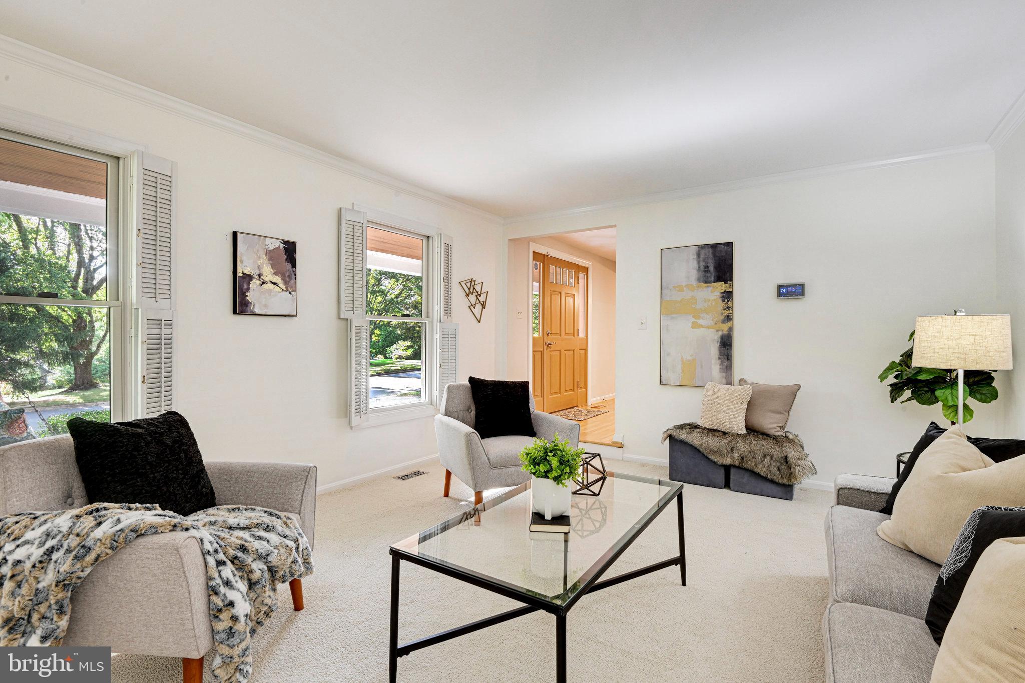 1817 CLOVERMEADOW DRIVE